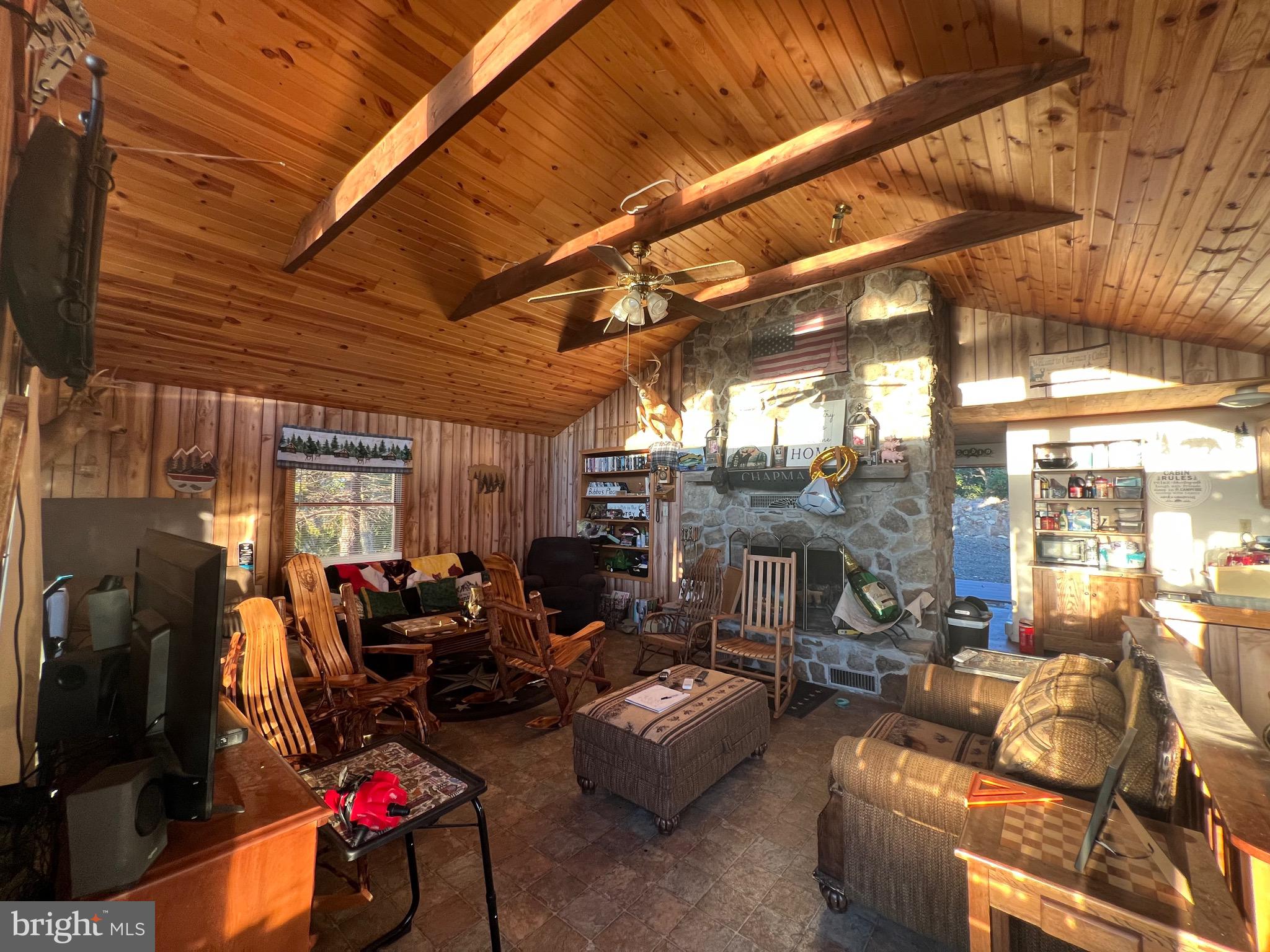 OLD FIELDS OWNERS ASSOCIATION - Residential