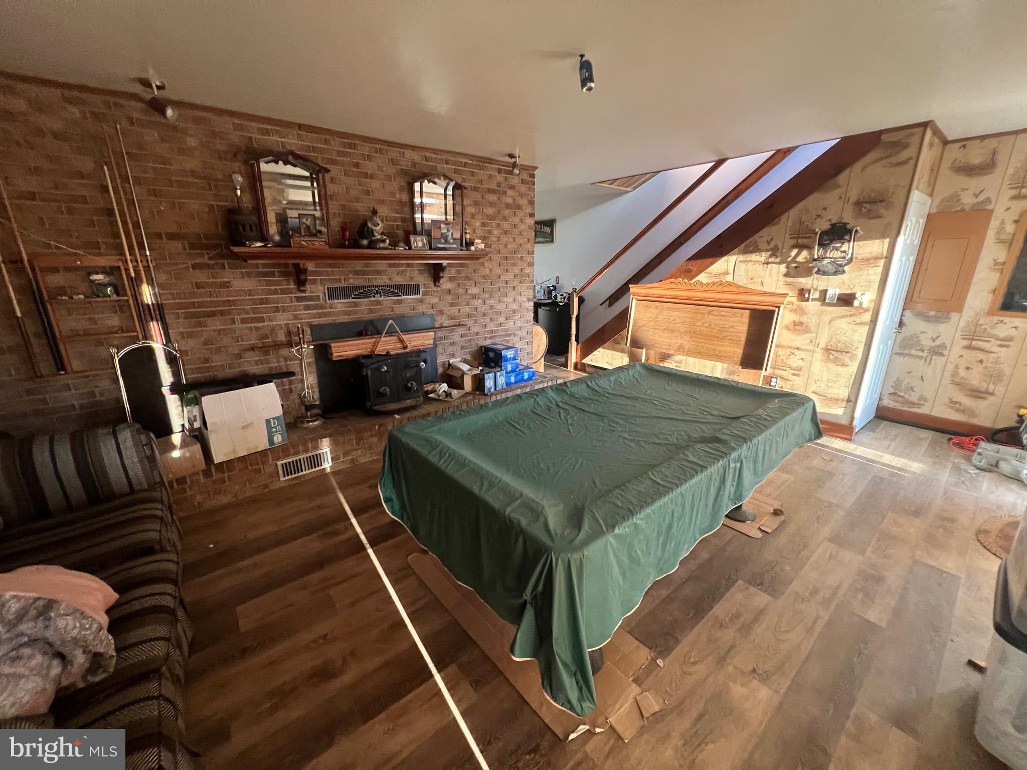 OLD FIELDS OWNERS ASSOCIATION - Residential