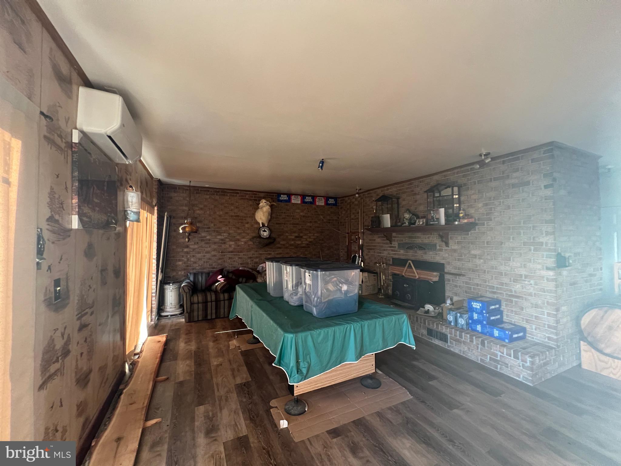 OLD FIELDS OWNERS ASSOCIATION - Residential