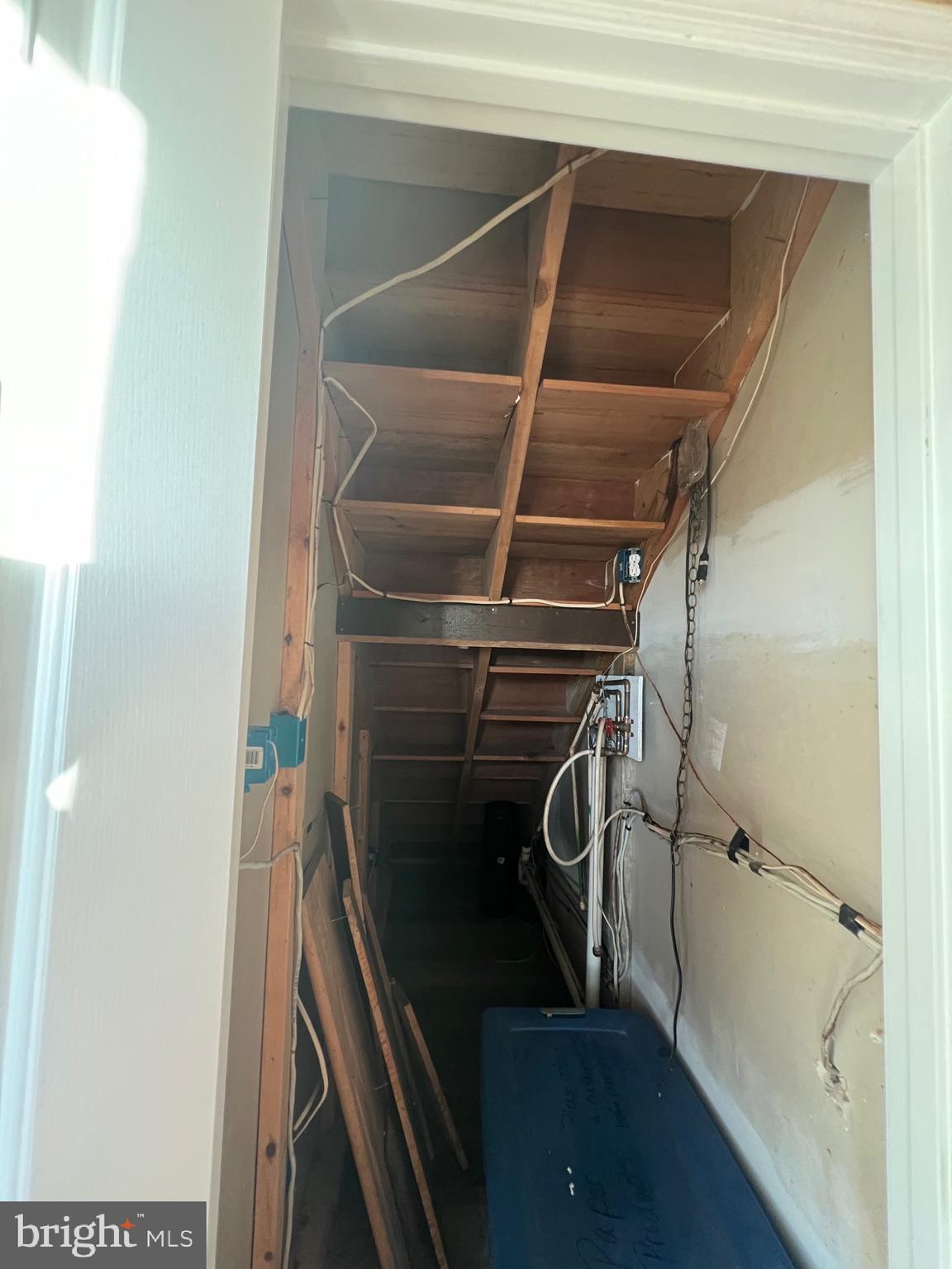 OLD FIELDS OWNERS ASSOCIATION - Residential