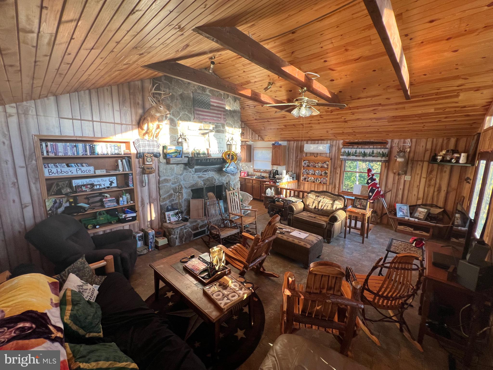 OLD FIELDS OWNERS ASSOCIATION - Residential