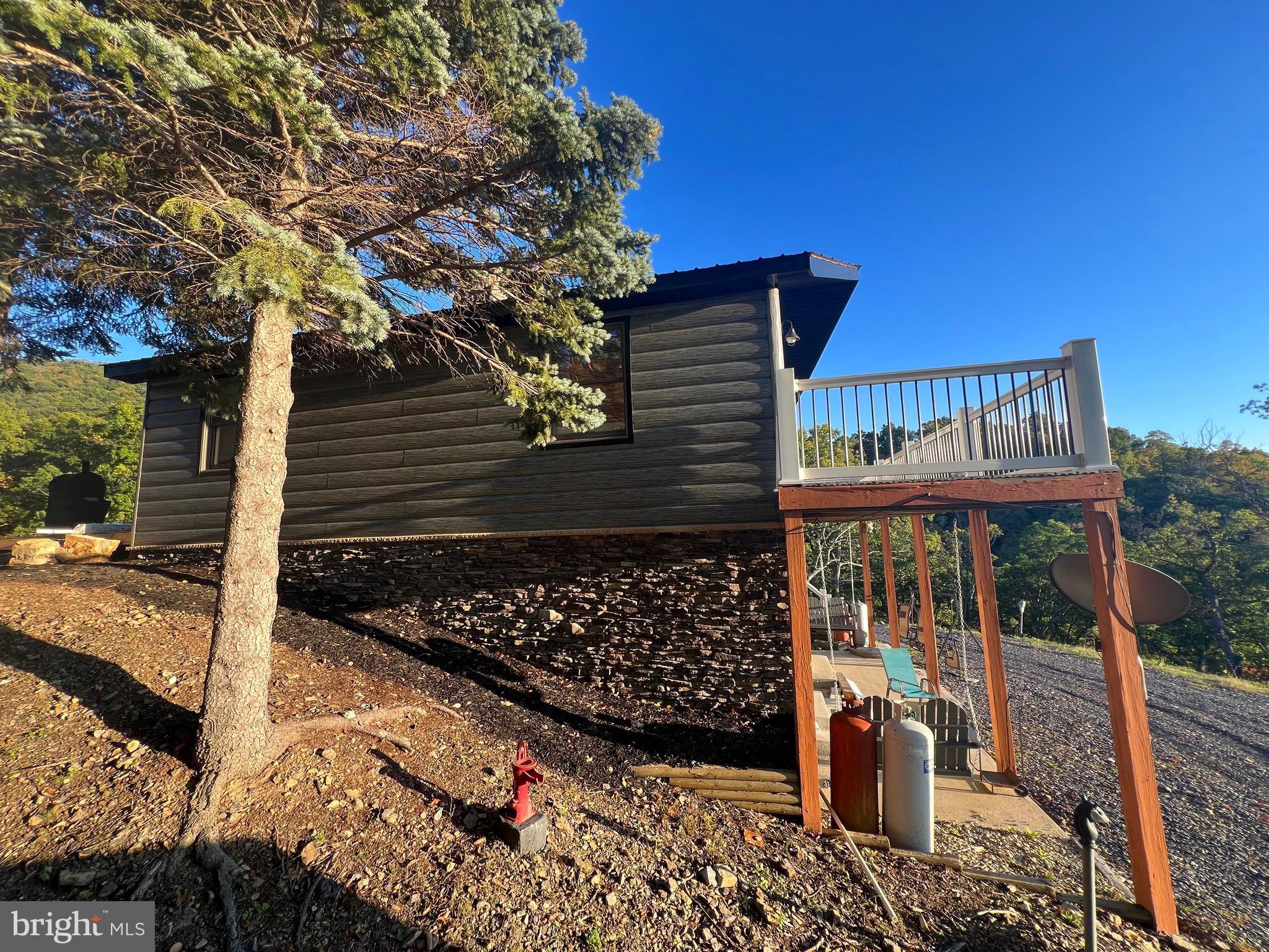 OLD FIELDS OWNERS ASSOCIATION - Residential