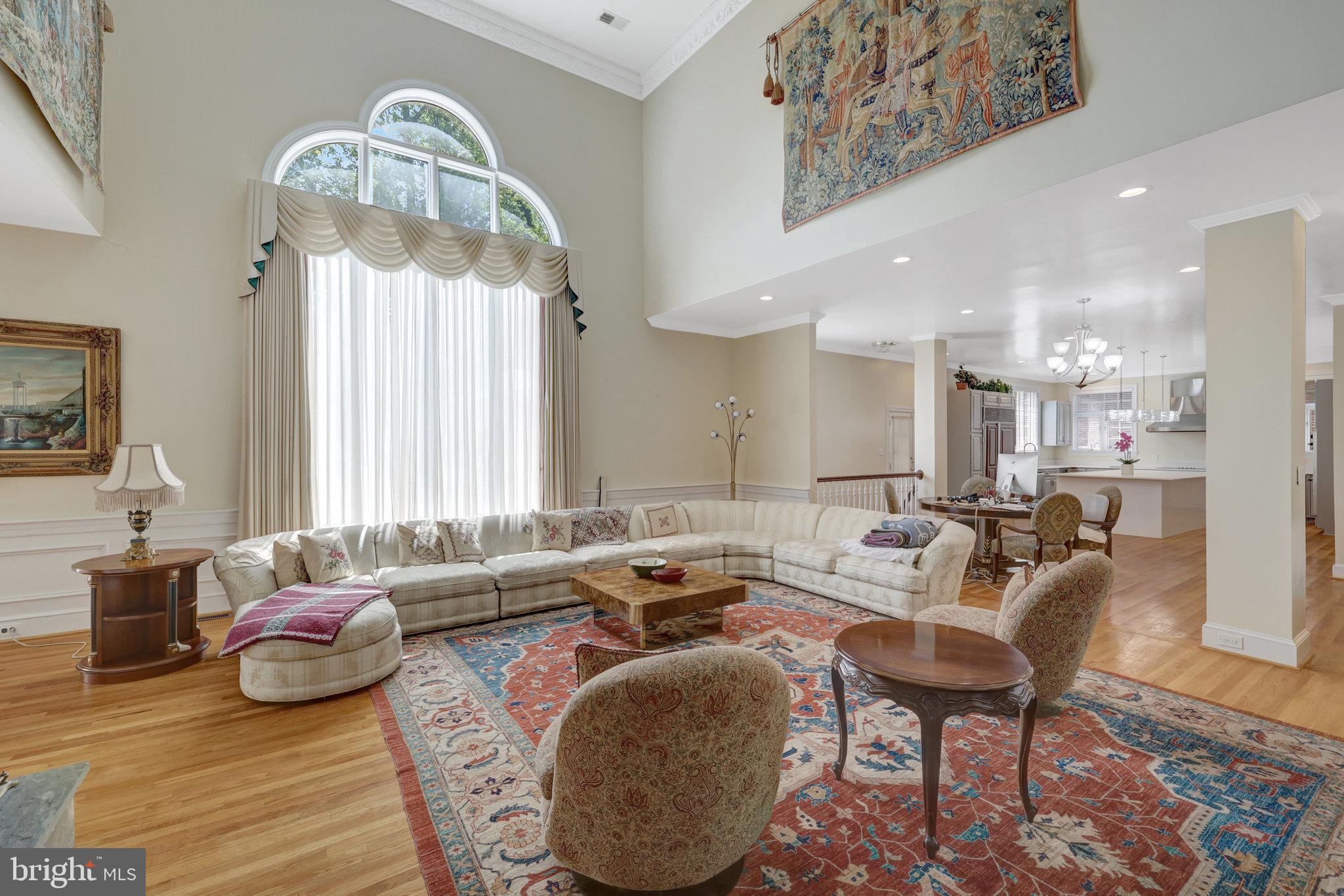 RIVER OAKS - Residential