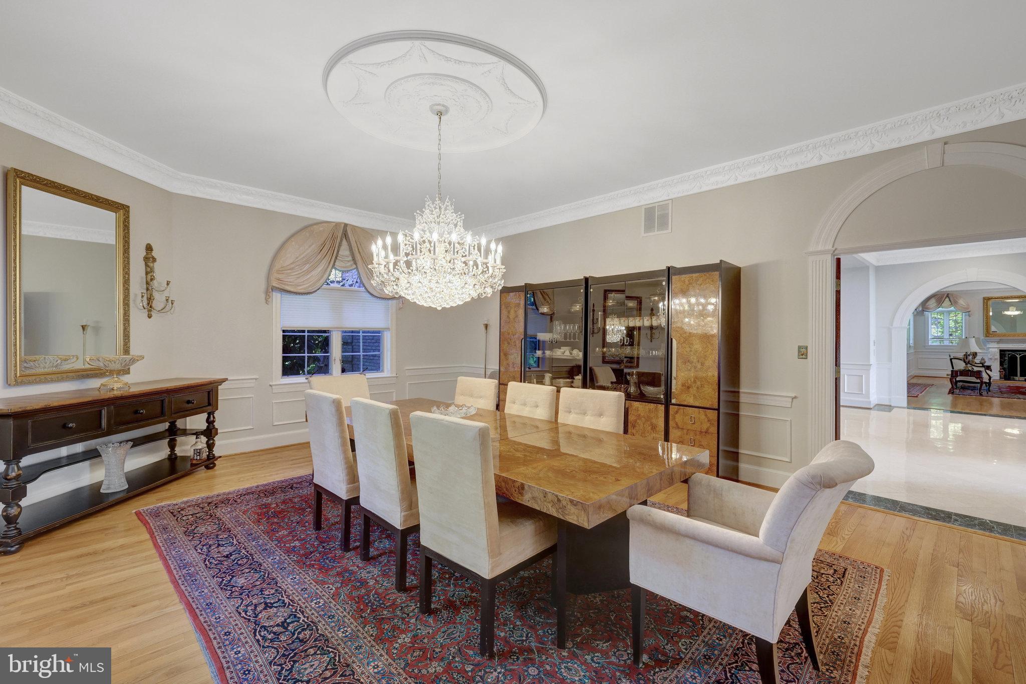 RIVER OAKS - Residential