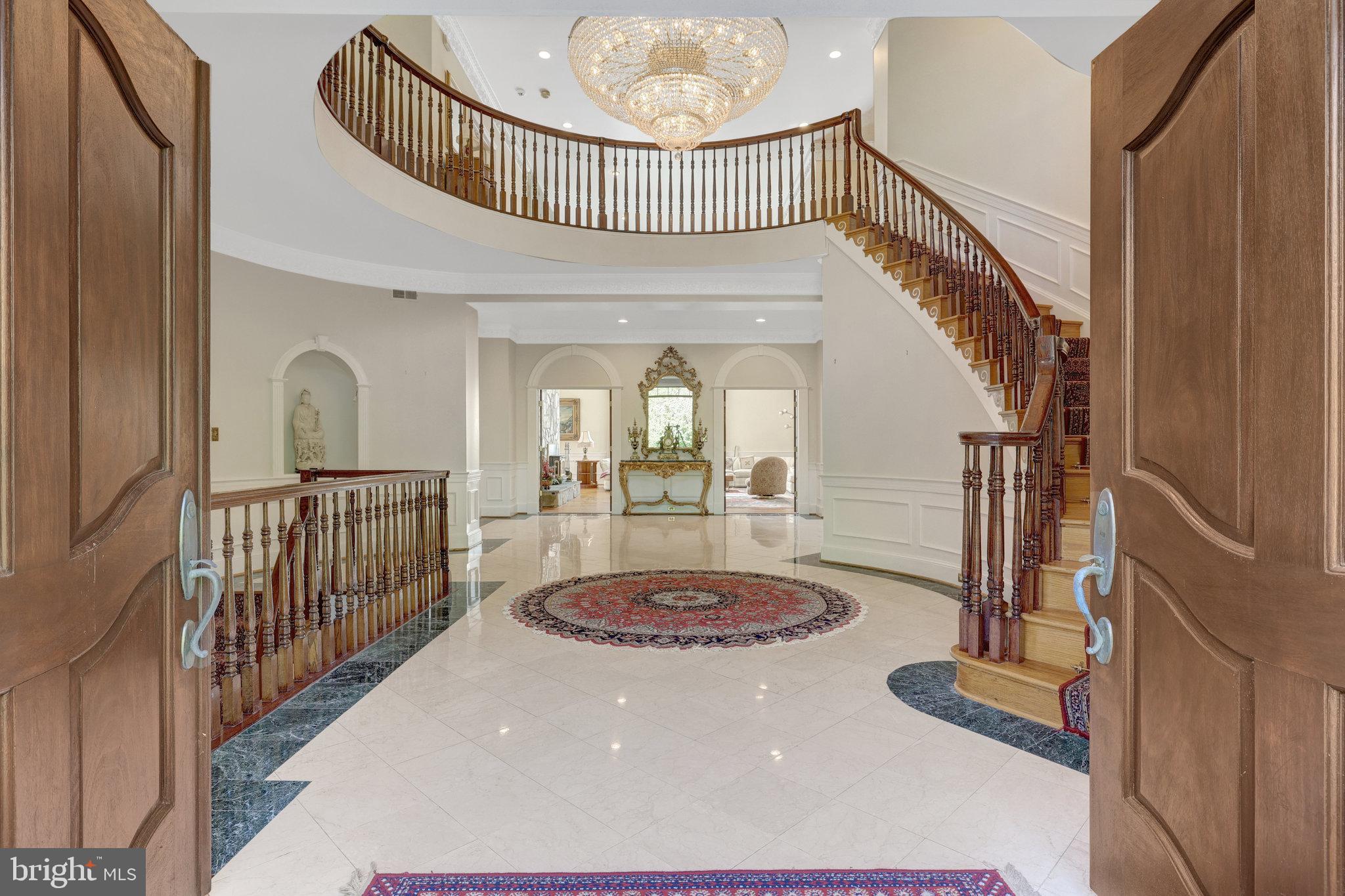 RIVER OAKS - Residential