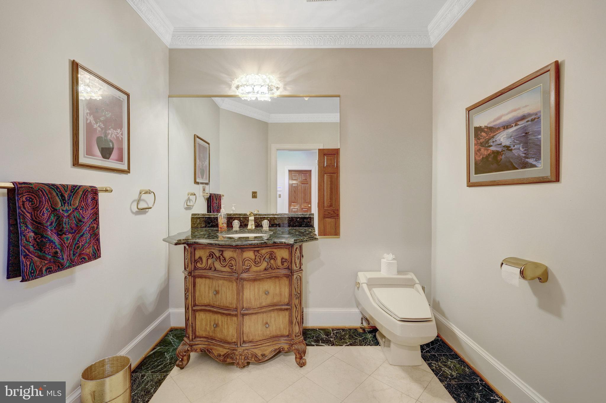 RIVER OAKS - Residential