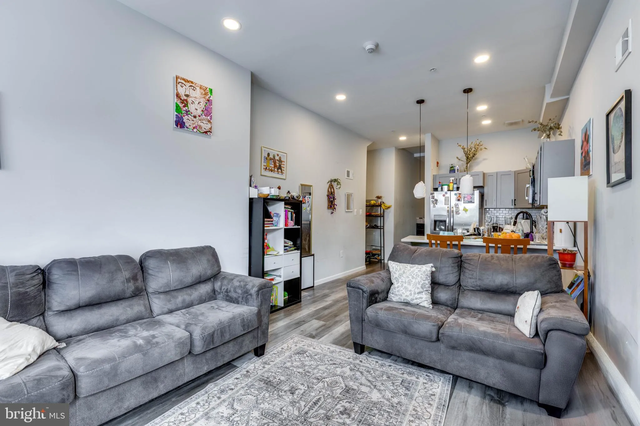 Philadelphia, Pennsylvania 19122, United States, 6 Bedrooms Bedrooms, ,4 BathroomsBathrooms,Residential,Active,182722