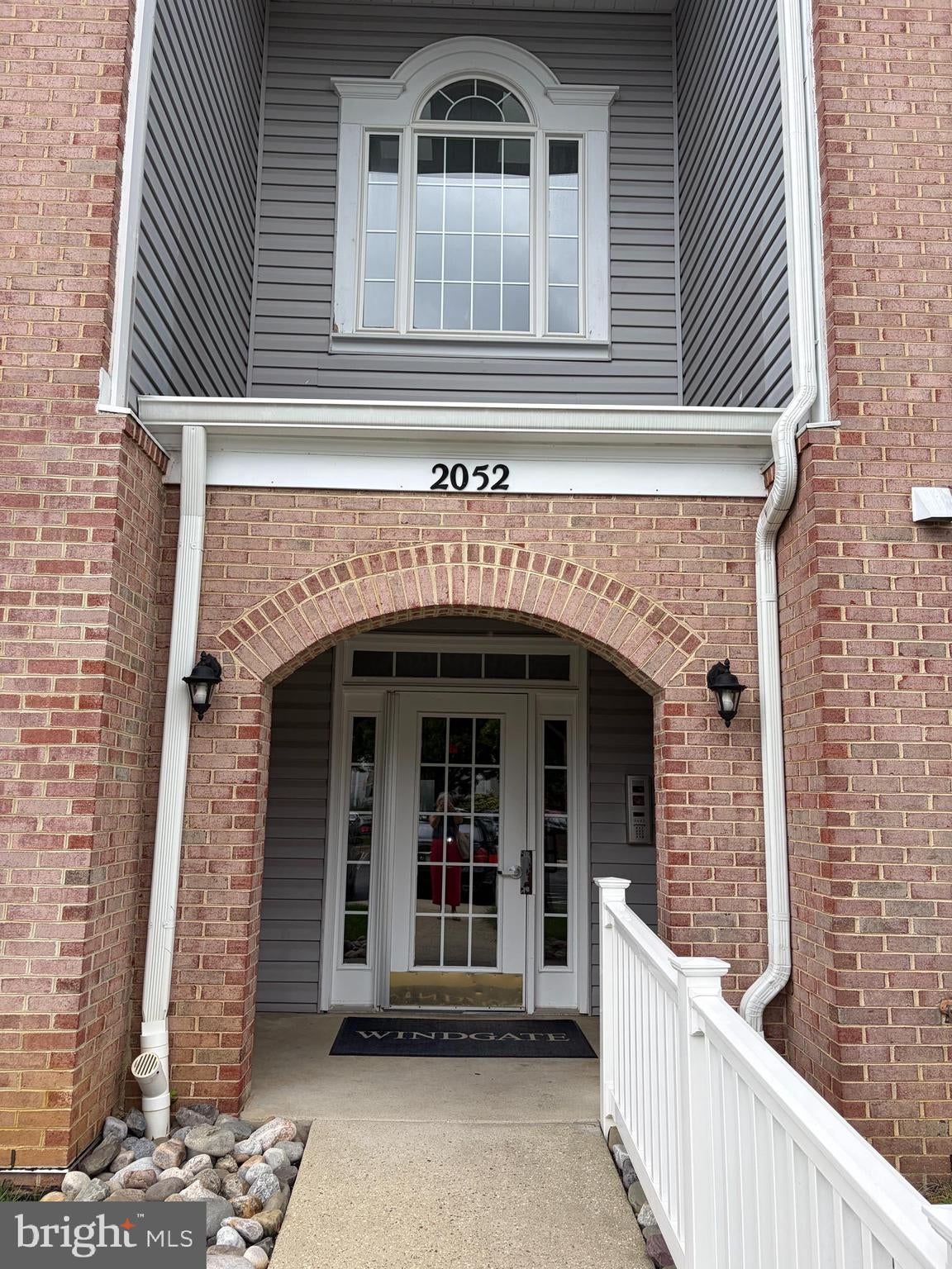 2052 QUAKER WAY 5