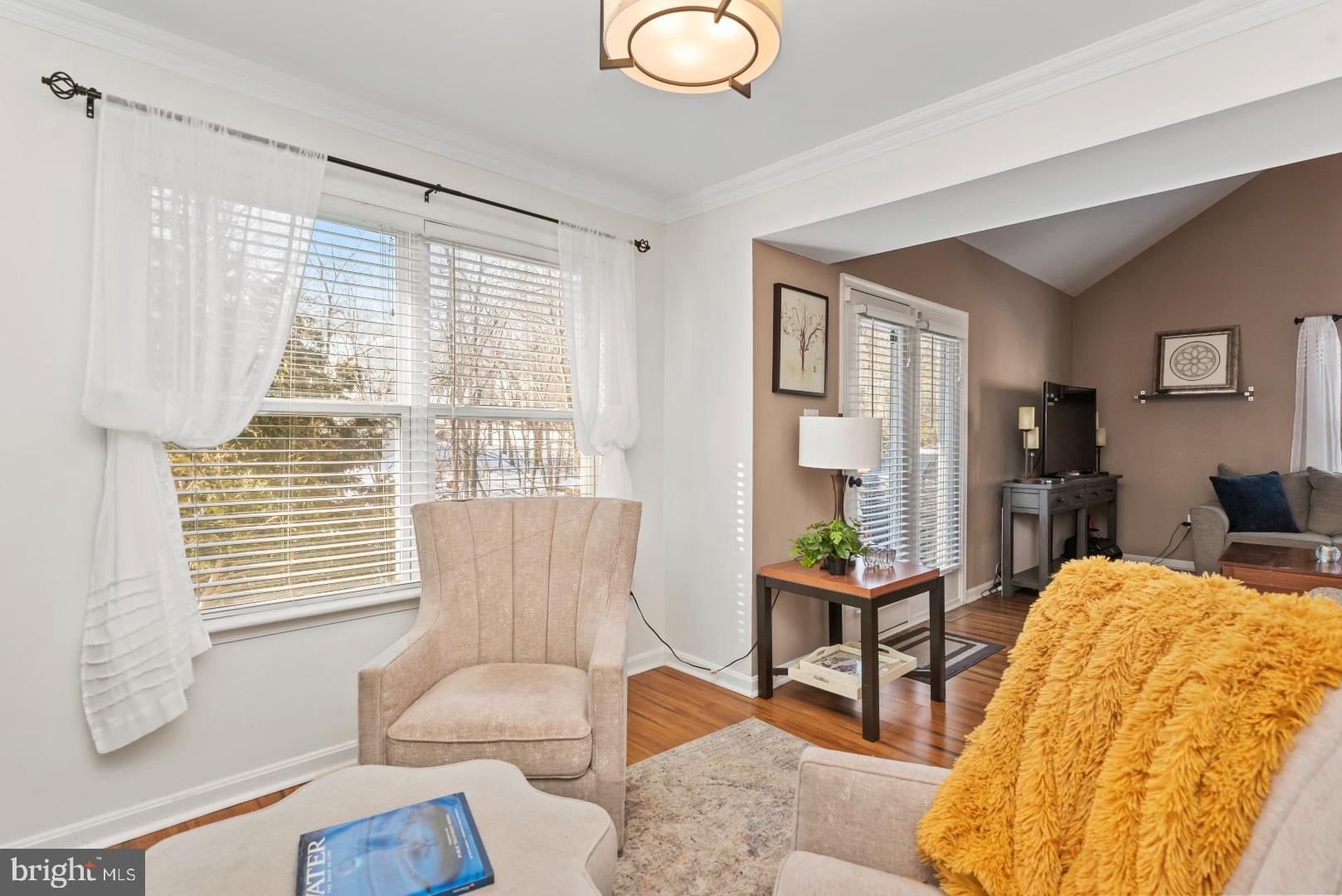 SUMMIT POINTE - Residential