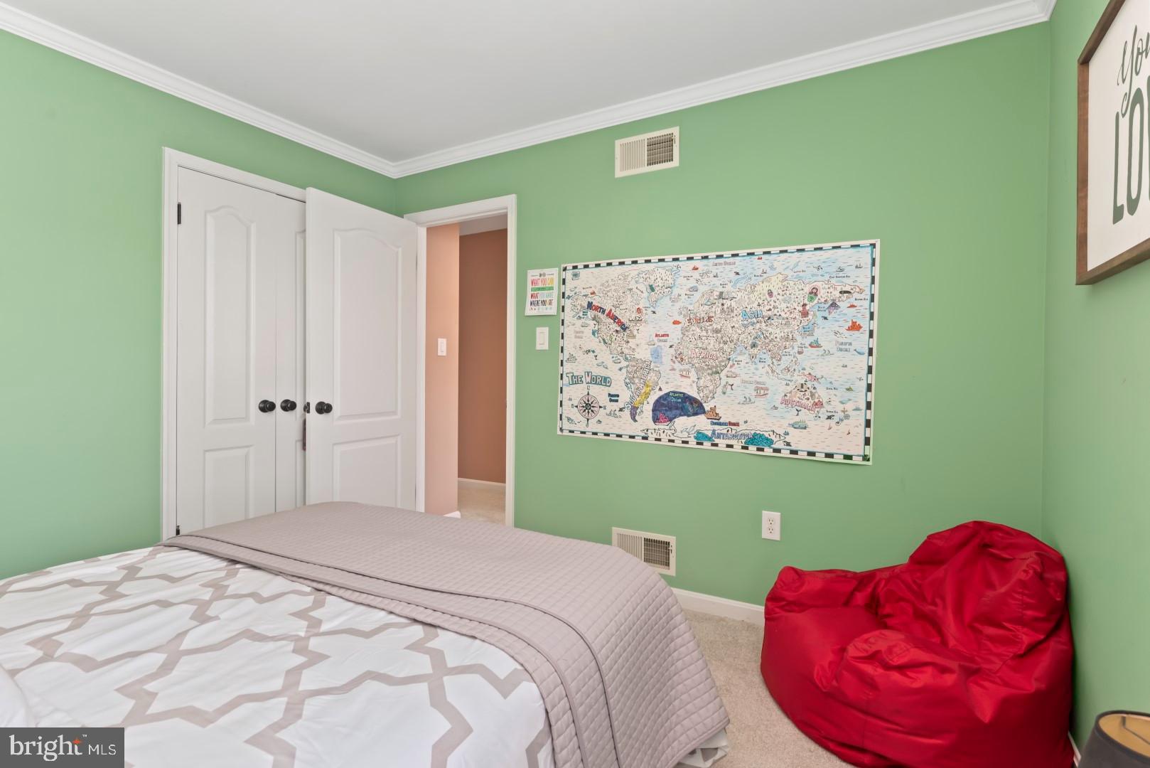 SUMMIT POINTE - Residential