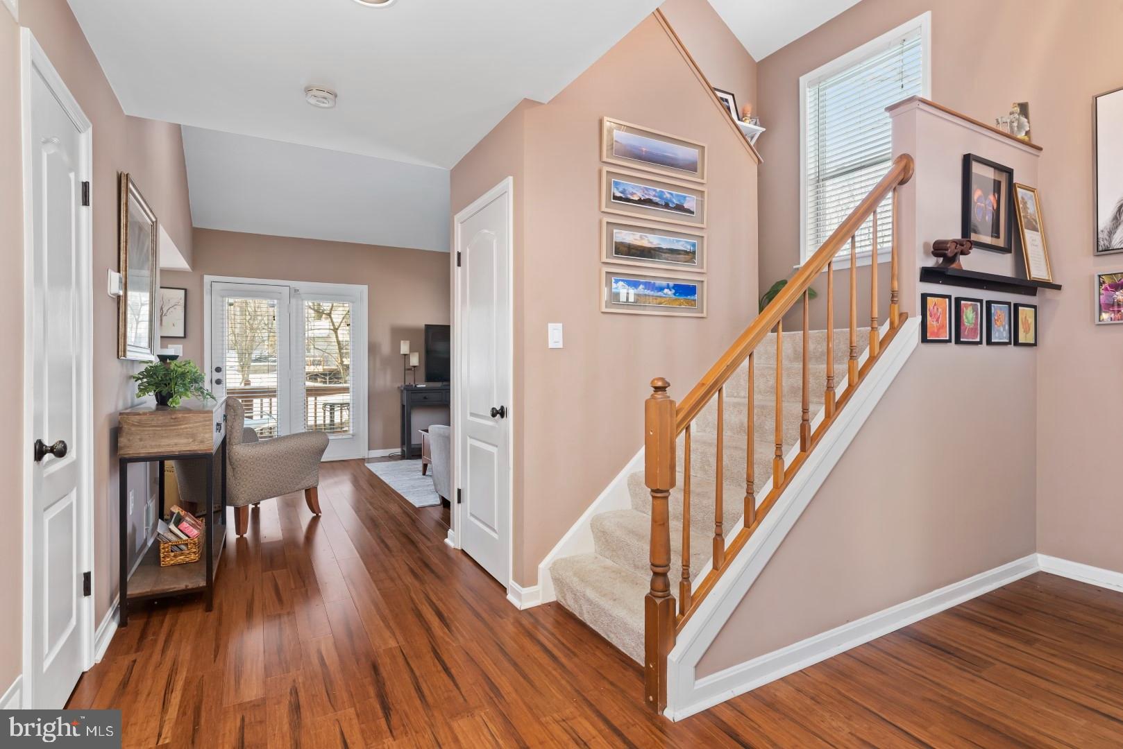 SUMMIT POINTE - Residential