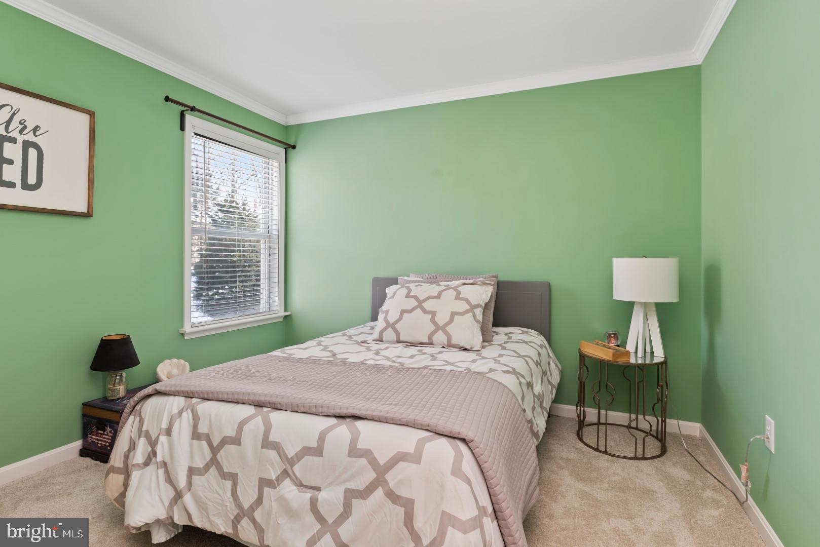 SUMMIT POINTE - Residential