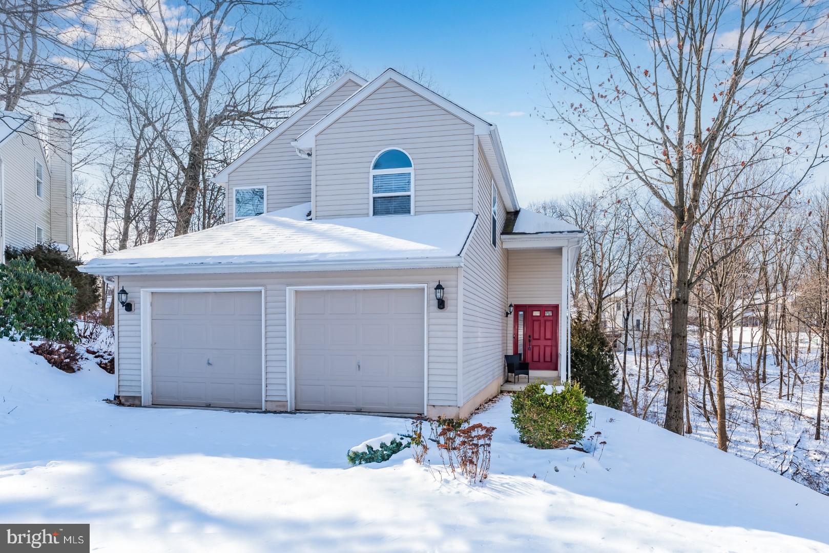 SUMMIT POINTE - Residential