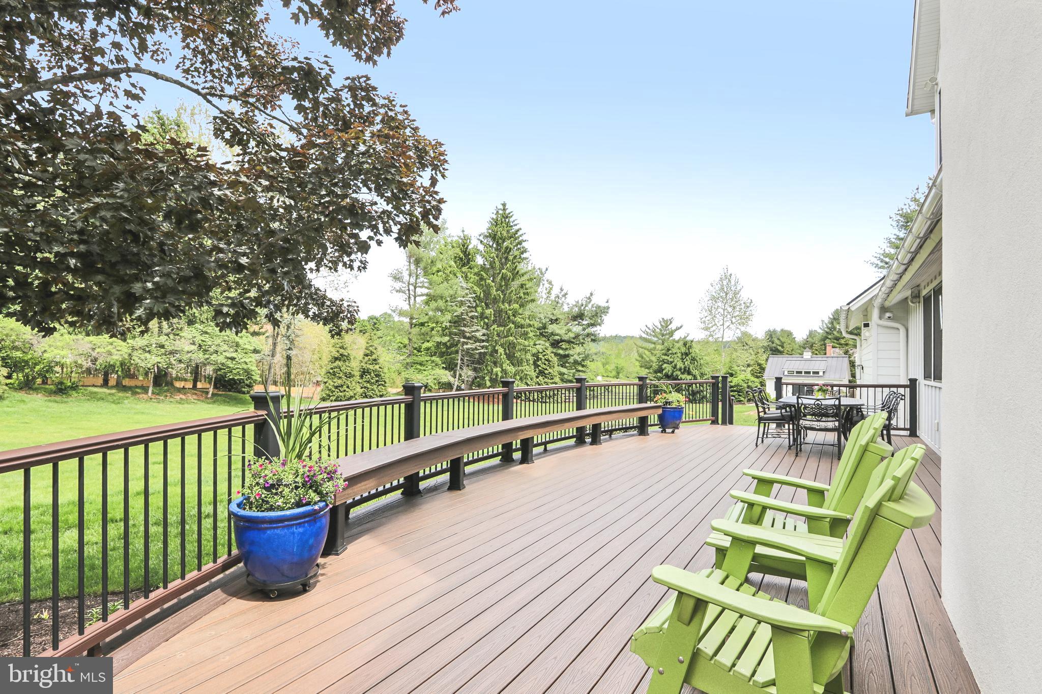 WINDY HOLLOW - Residential