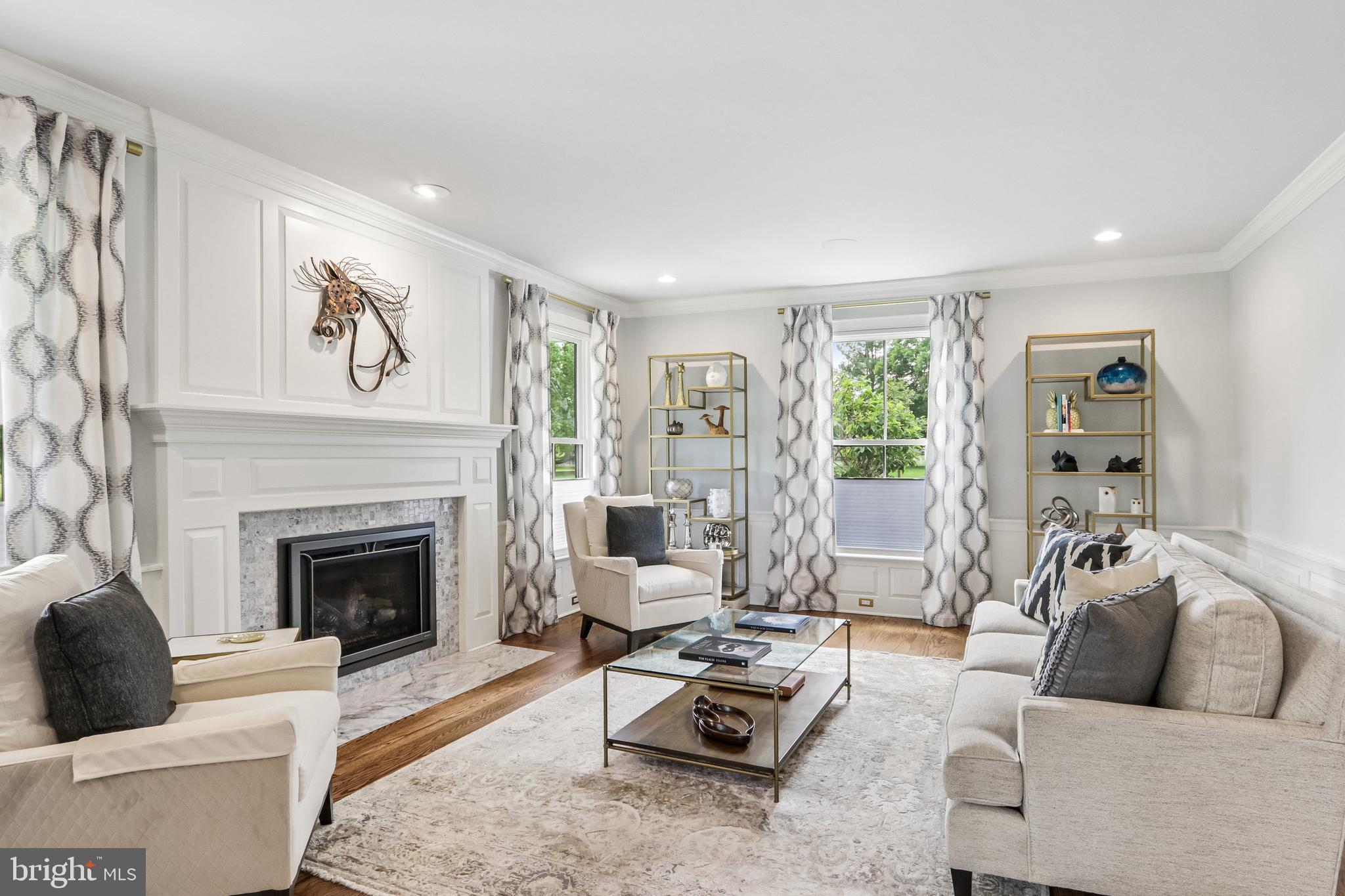WINDY HOLLOW - Residential