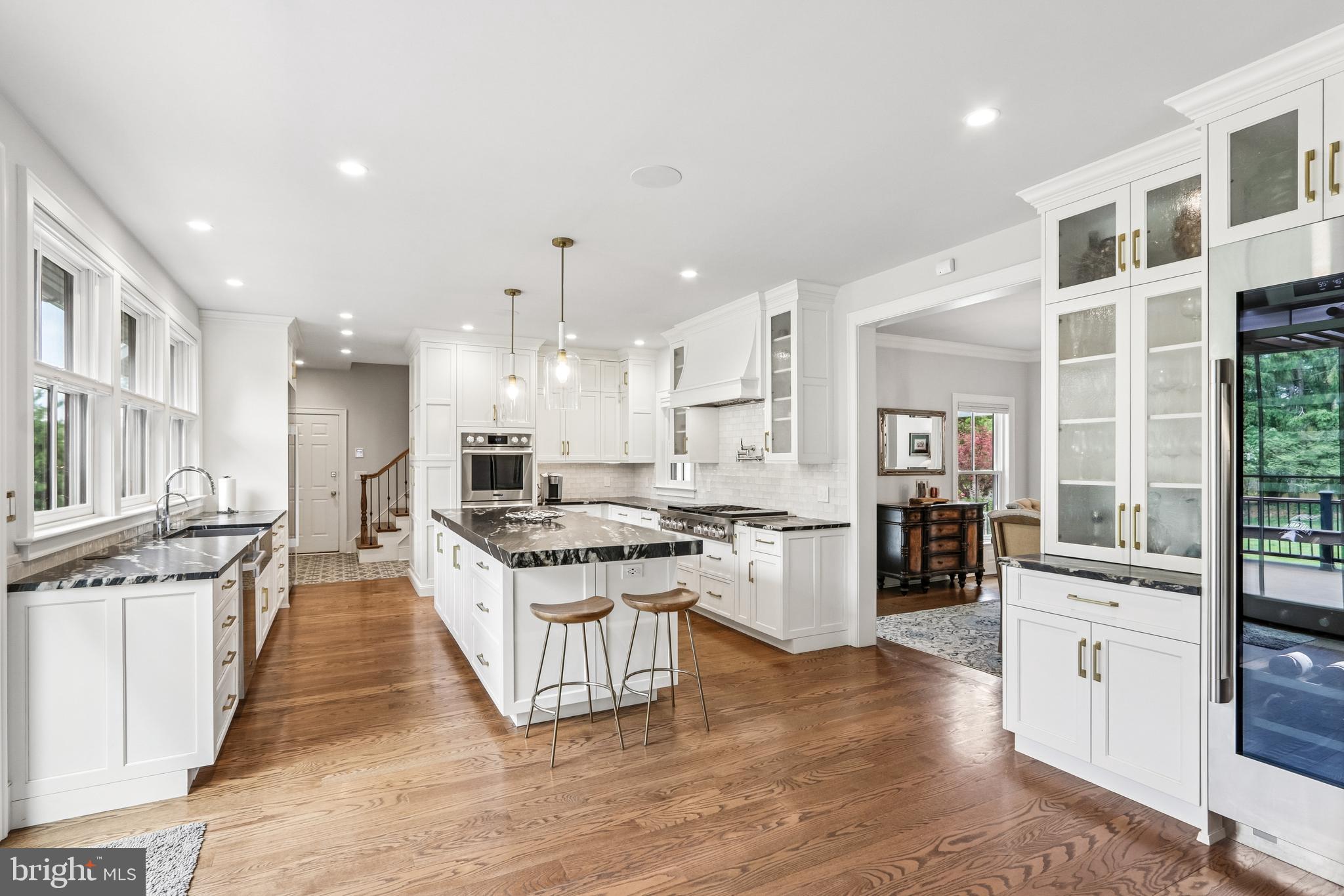 WINDY HOLLOW - Residential