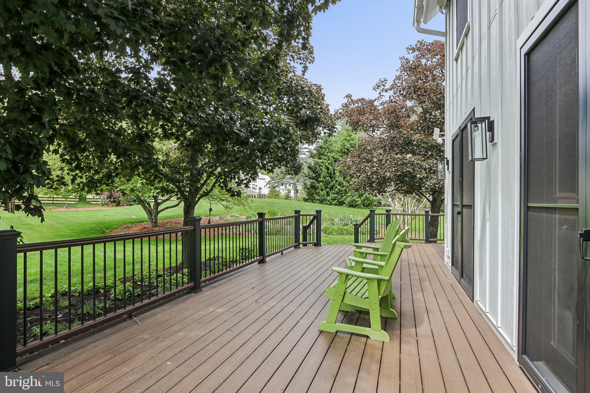 WINDY HOLLOW - Residential