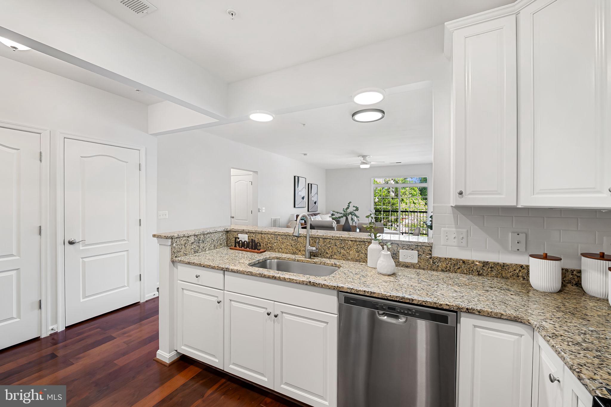 625 QUARRY VIEW COURT 208