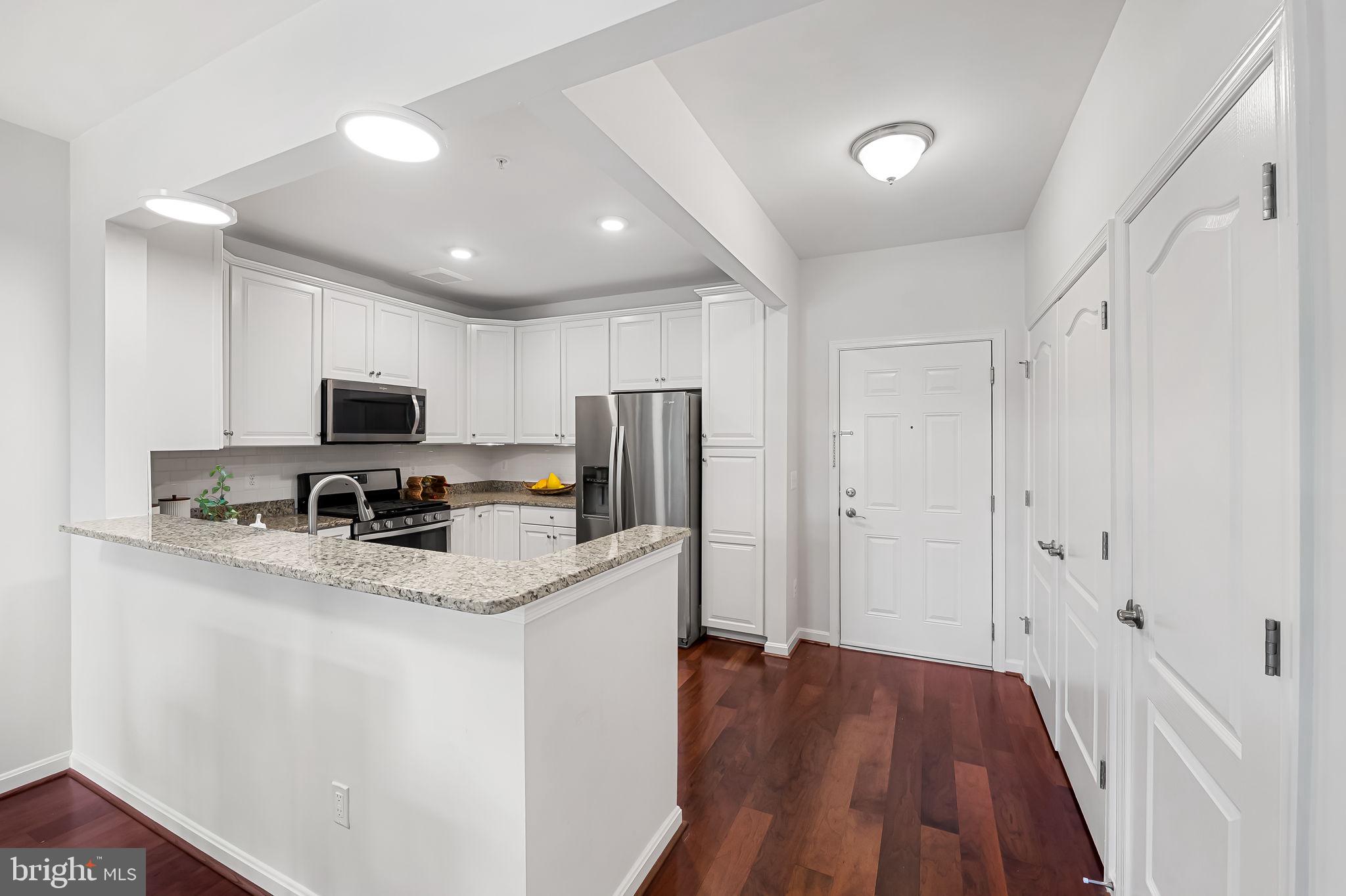 625 QUARRY VIEW COURT 208