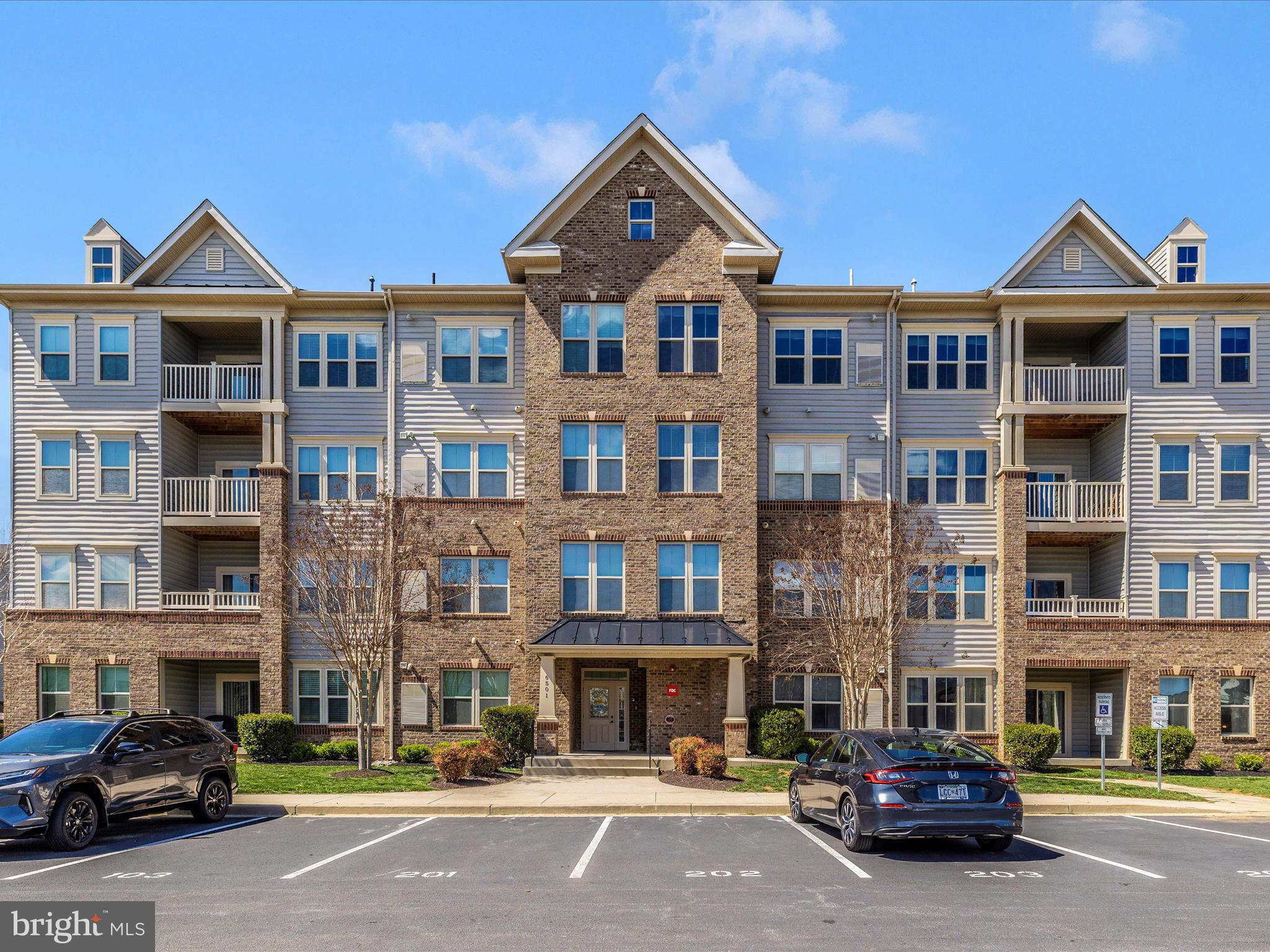 LINTON AT BALLENGER - Residential