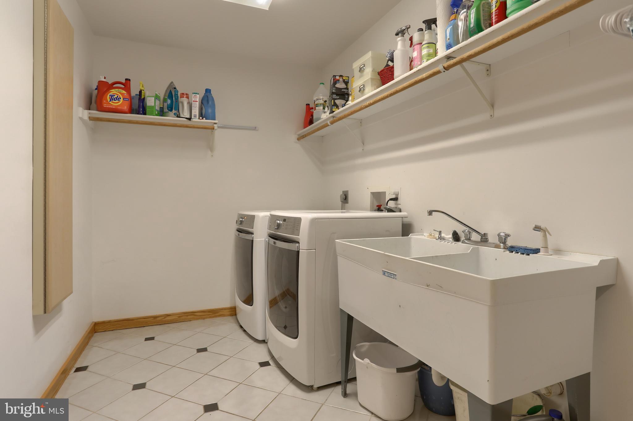 WALTON SPRING HILLS - Residential