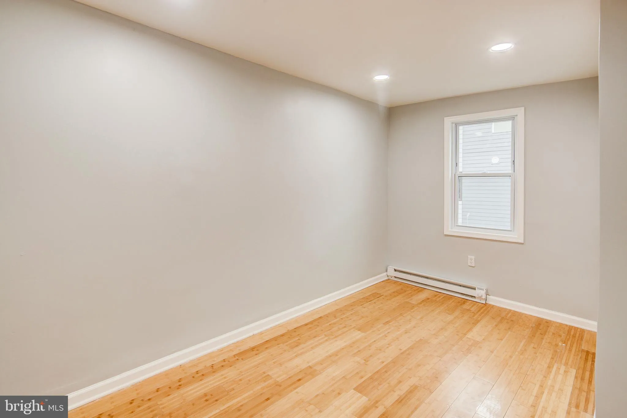 Philadelphia, Pennsylvania 19144, United States, 2 Bedrooms Bedrooms, ,2 BathroomsBathrooms,Residential,Pending,21554