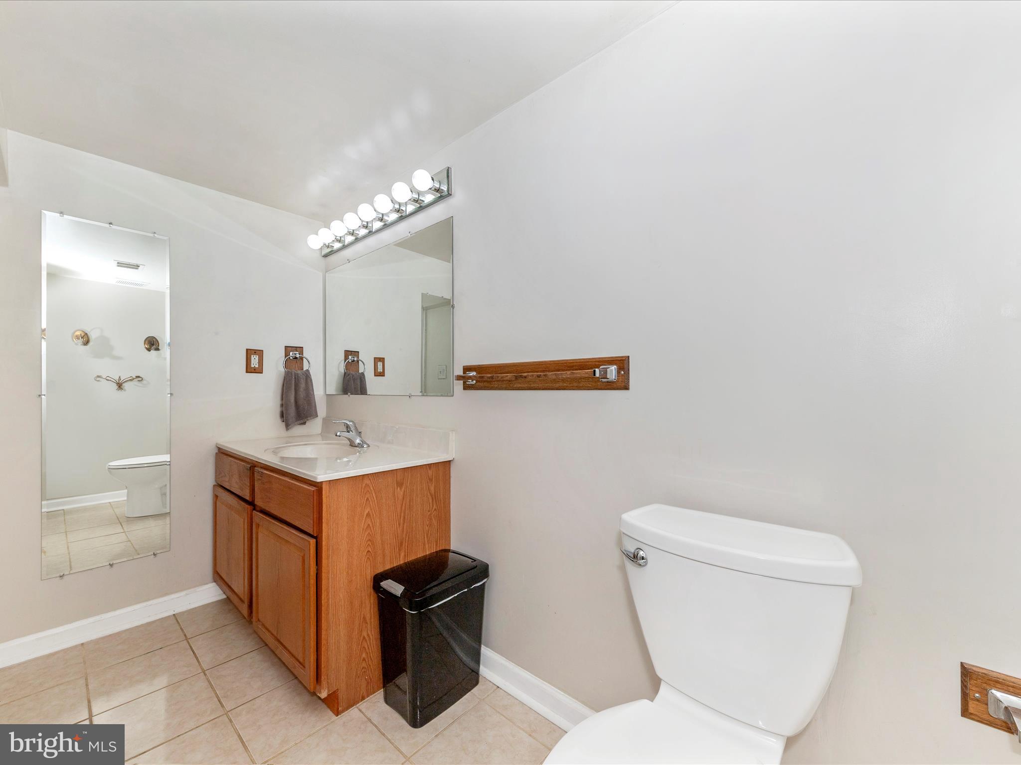 ROCKLAND - Residential