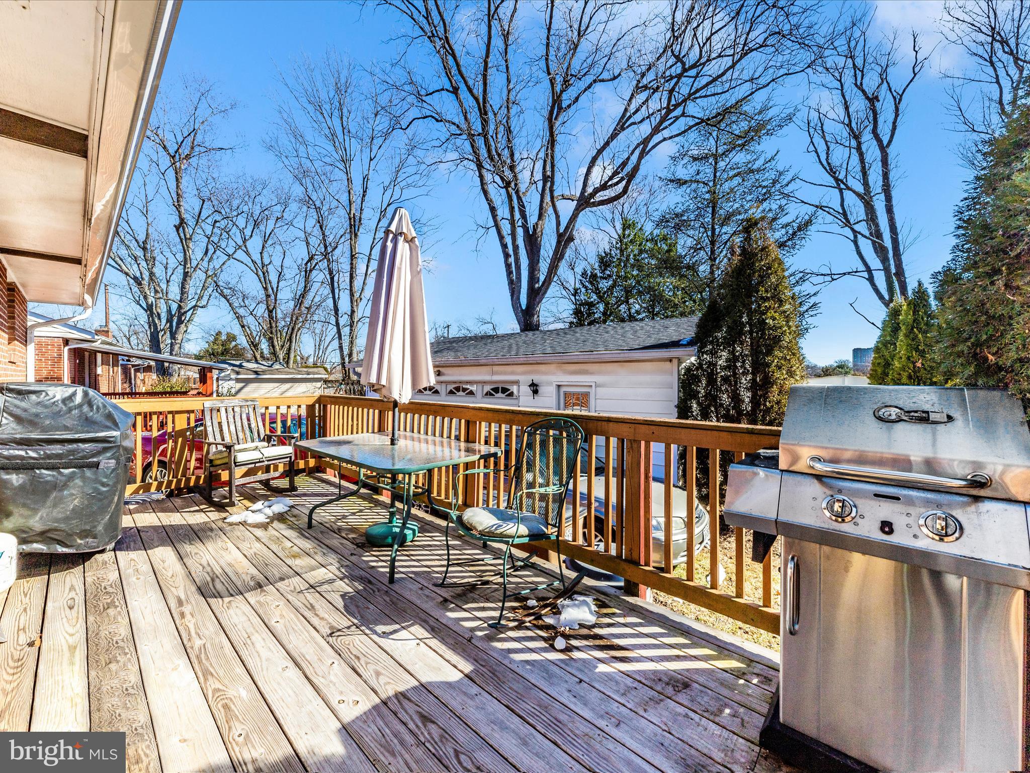 ROCKLAND - Residential