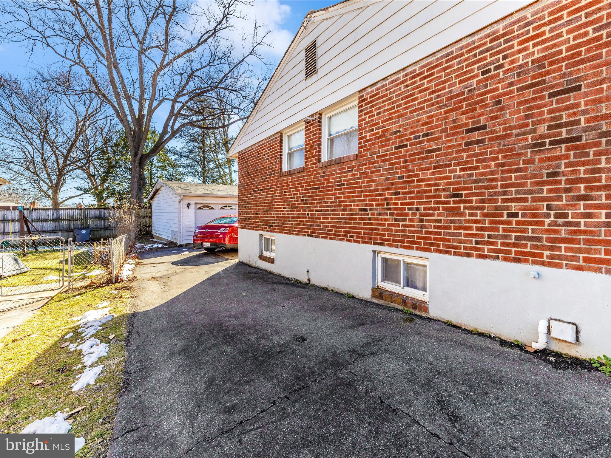 ROCKLAND - Residential