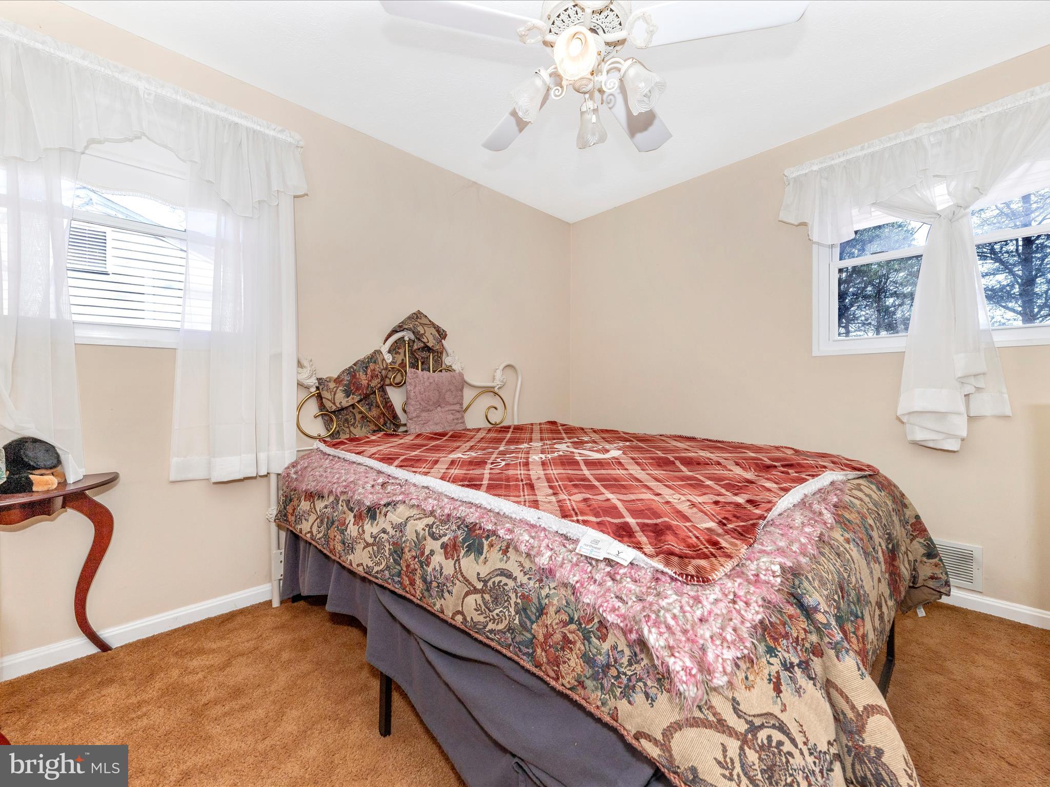 ROCKLAND - Residential