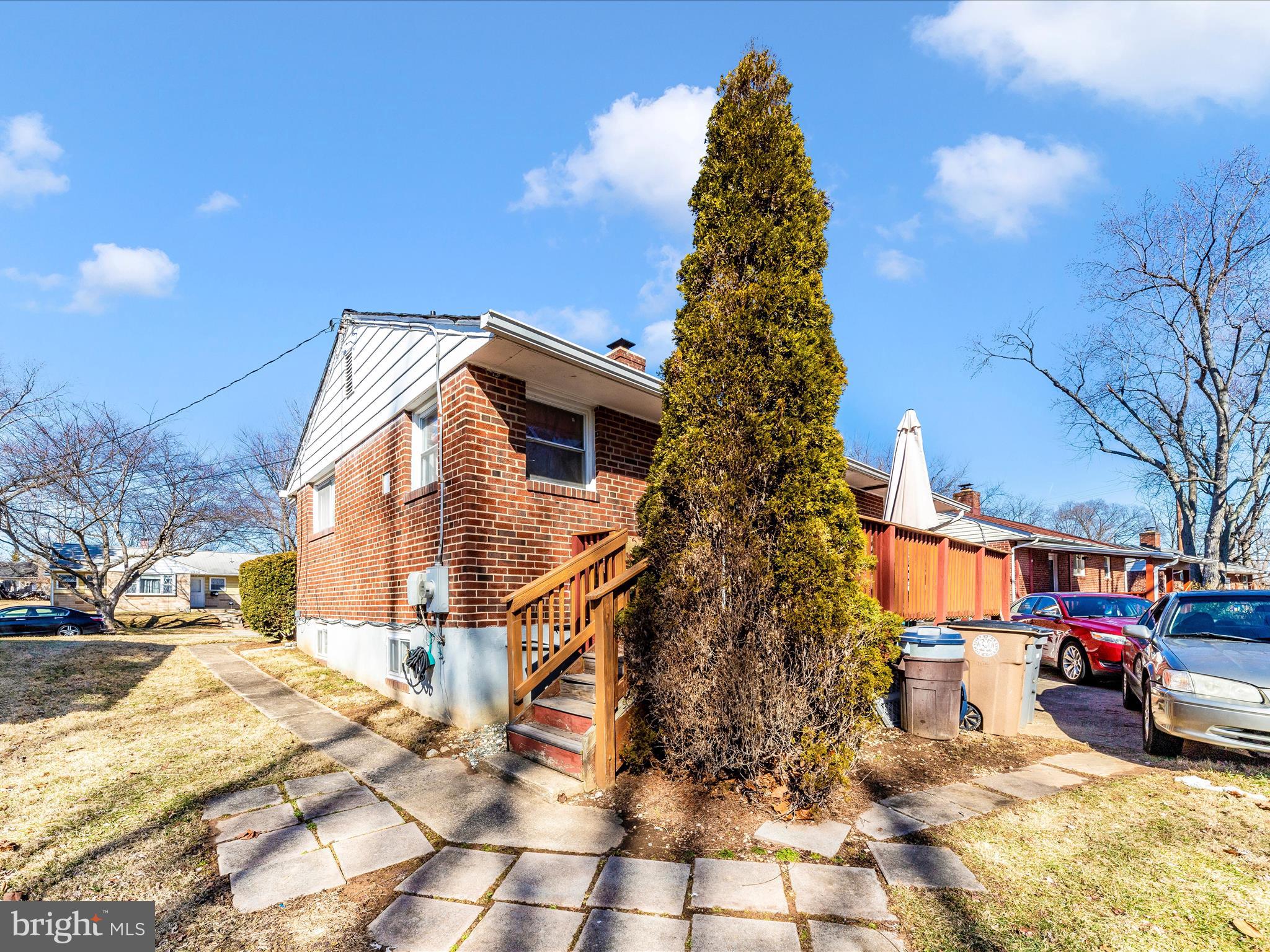 ROCKLAND - Residential