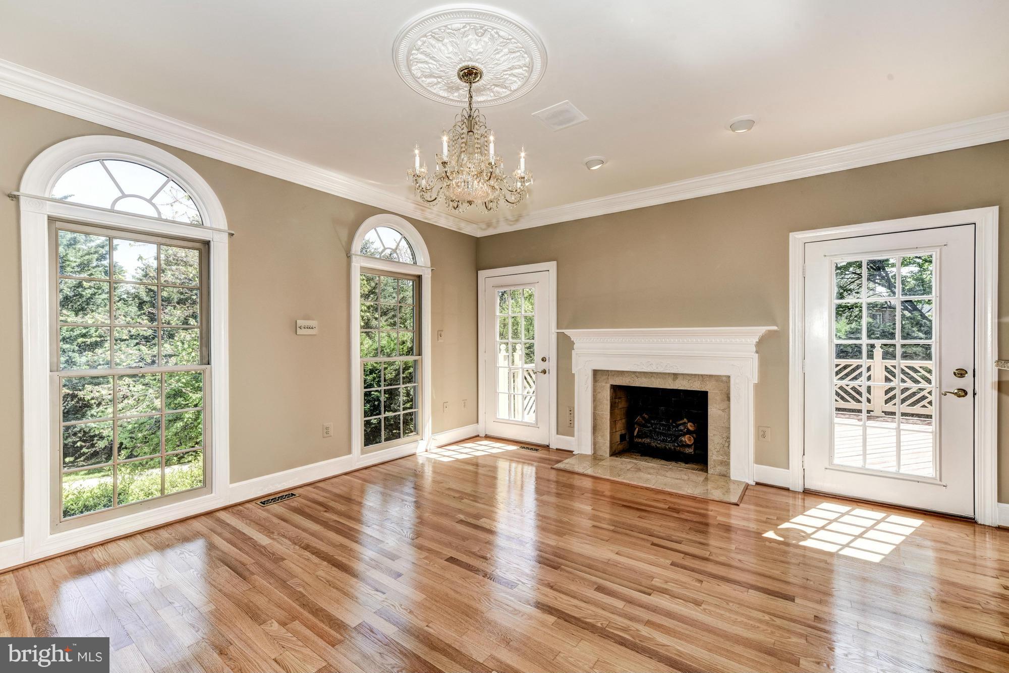 DECOVERLY - Residential