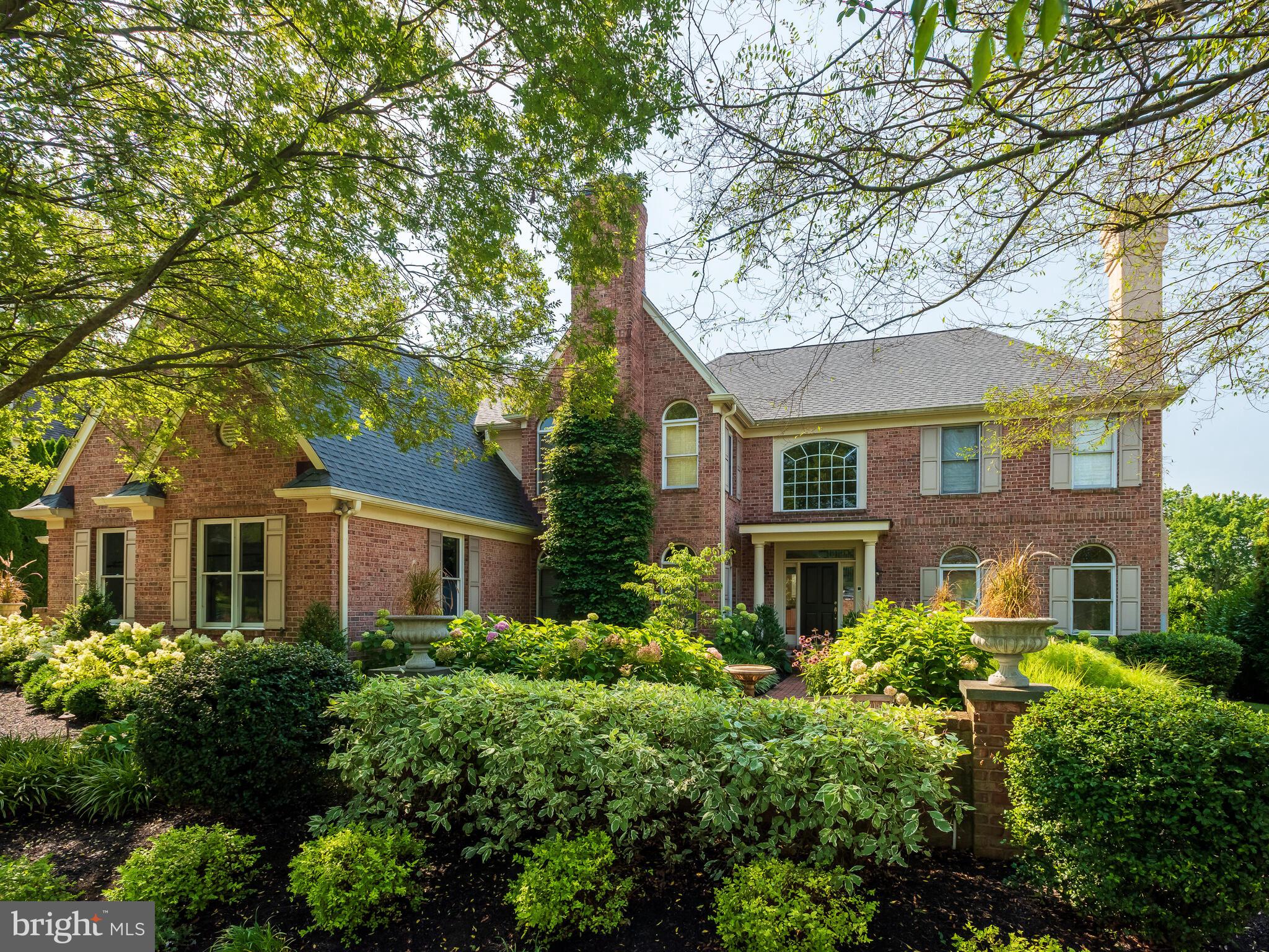 STURBRIDGE - Residential