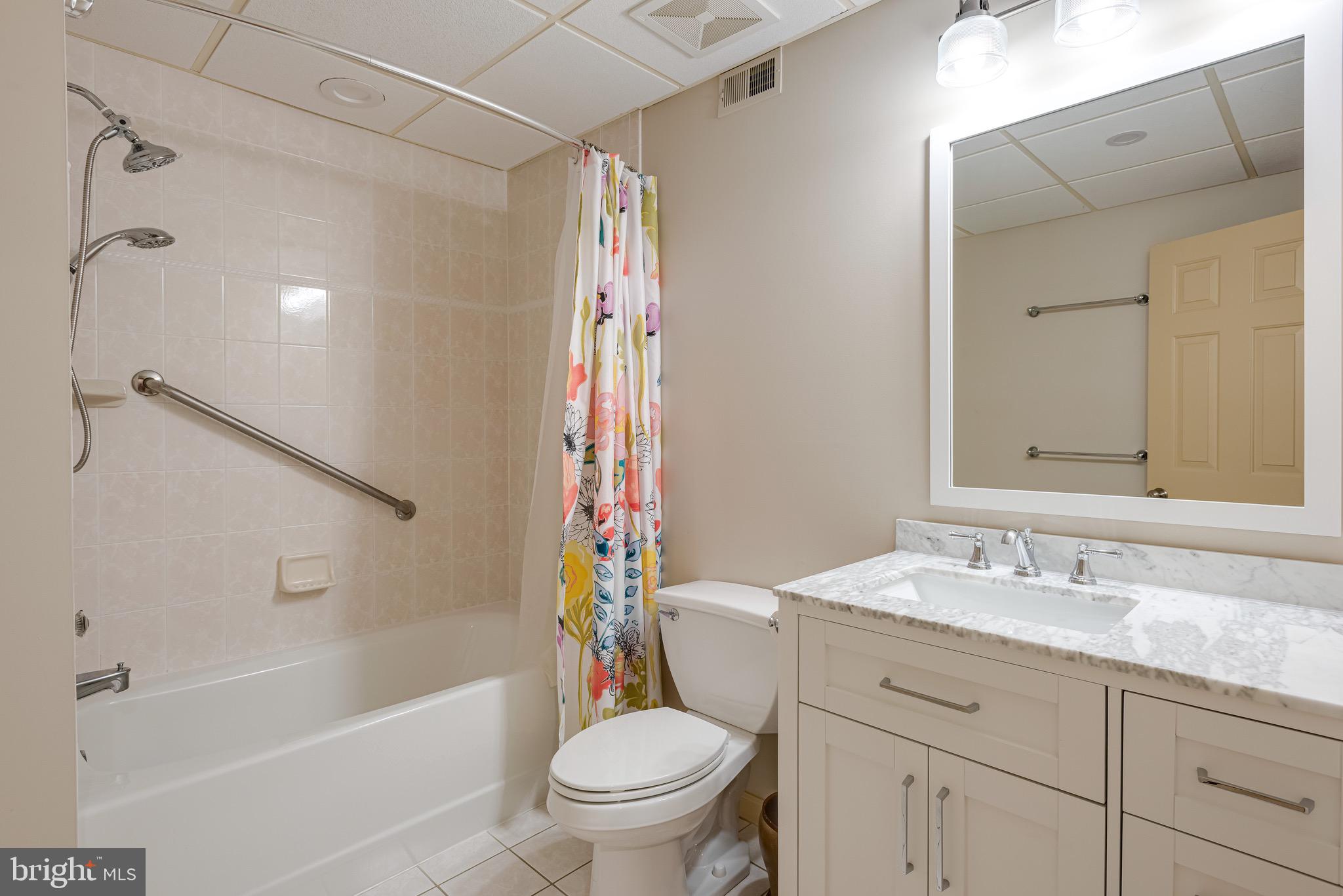 STURBRIDGE - Residential