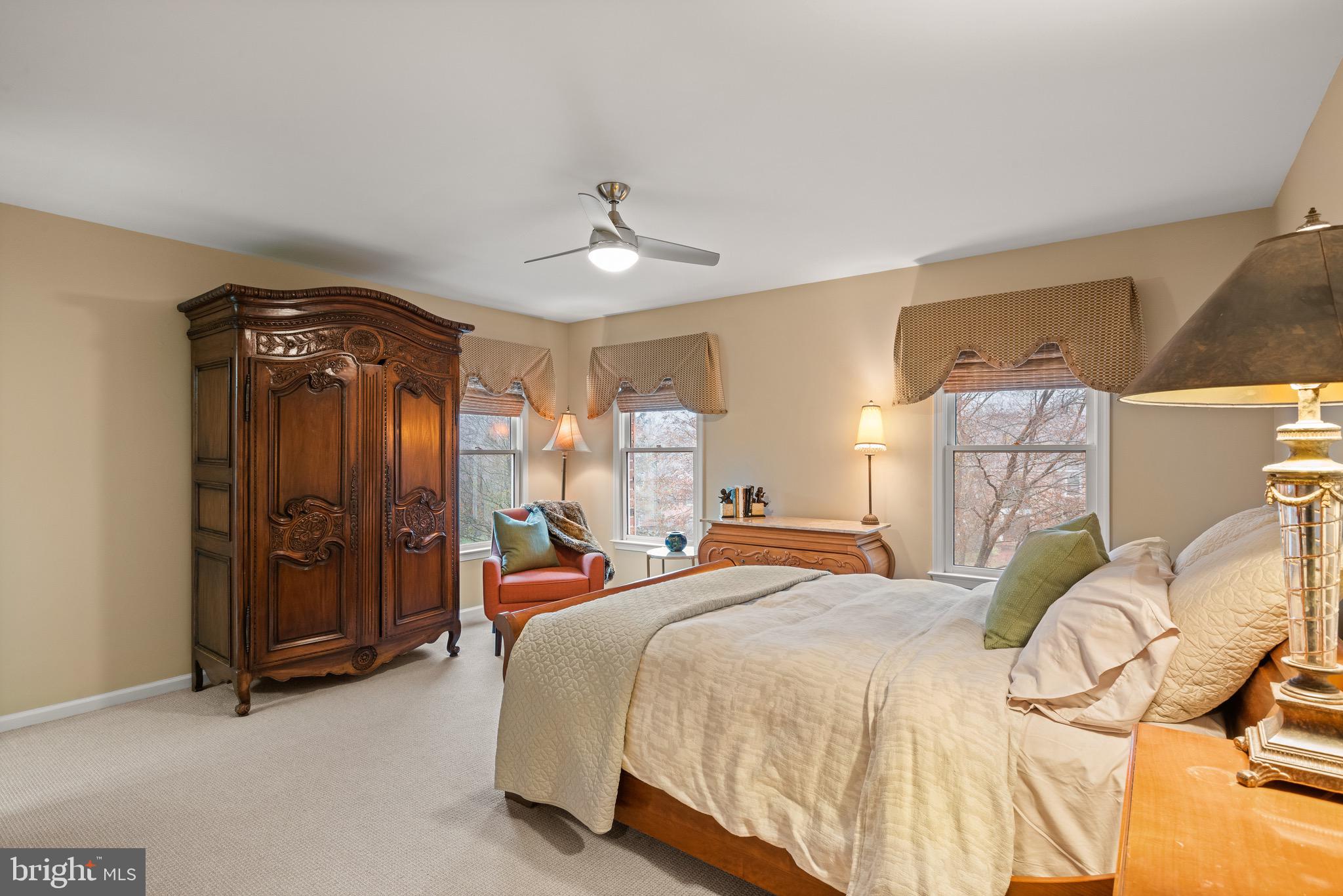 STURBRIDGE - Residential