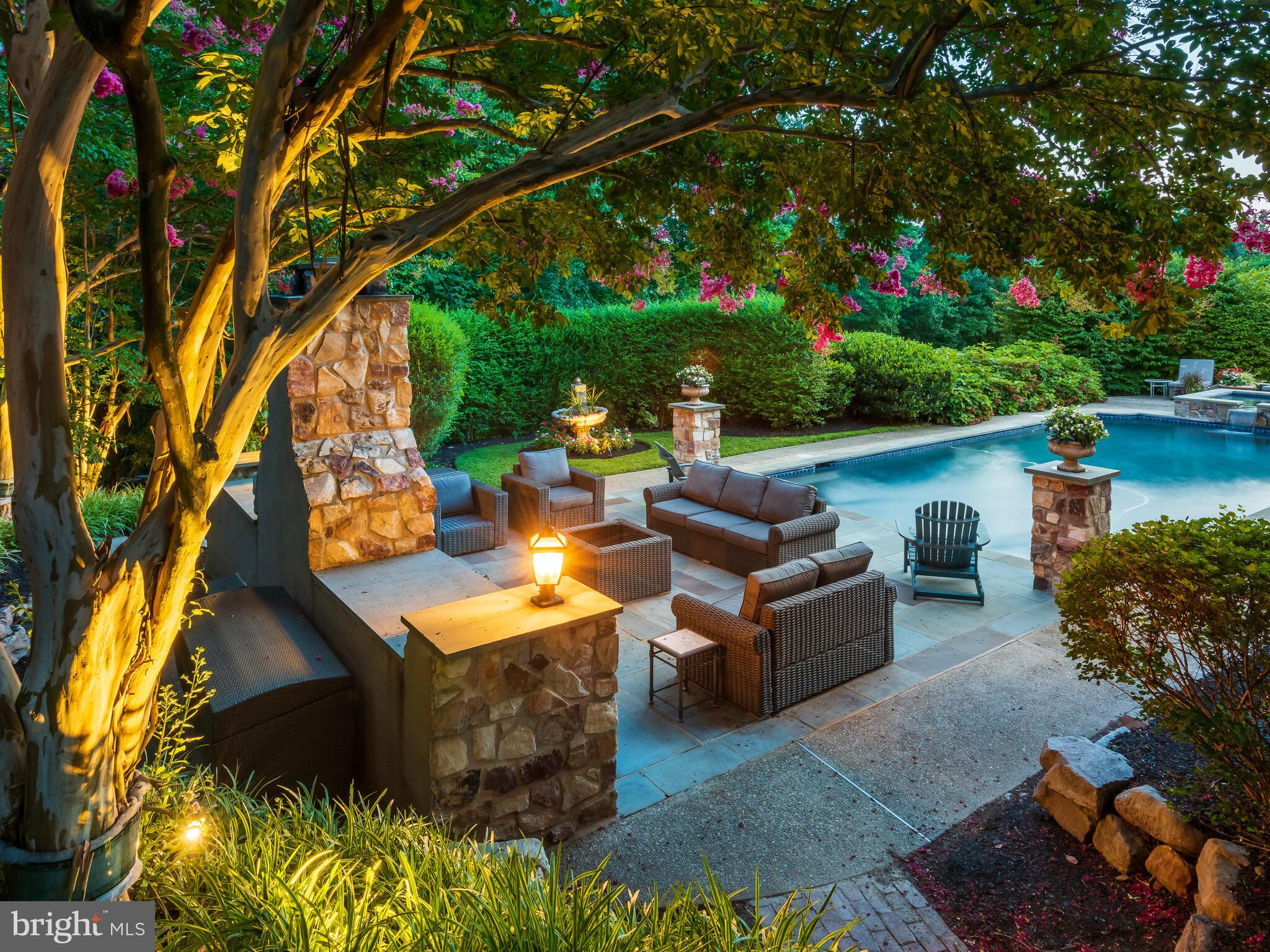 STURBRIDGE - Residential