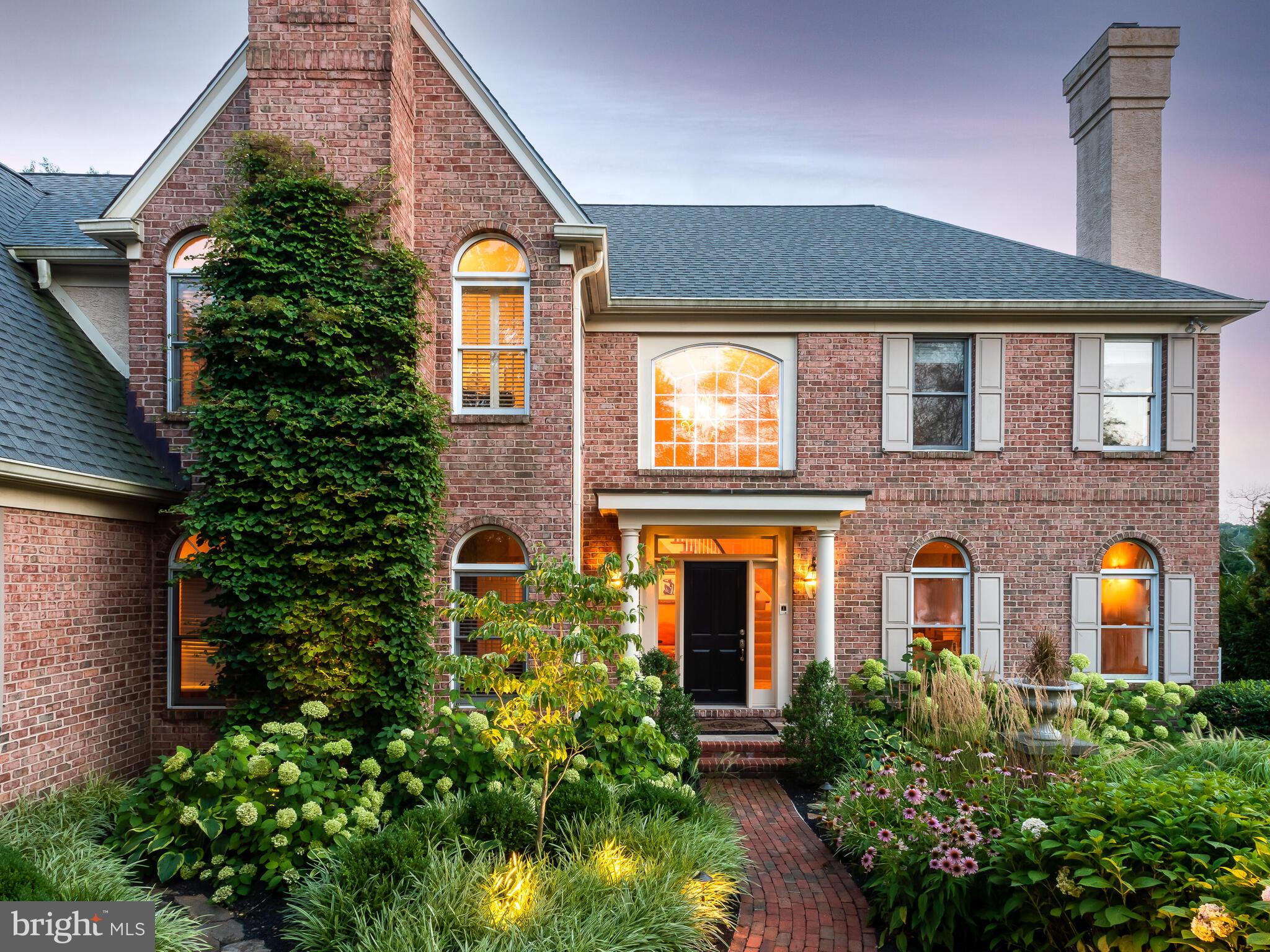 STURBRIDGE - Residential