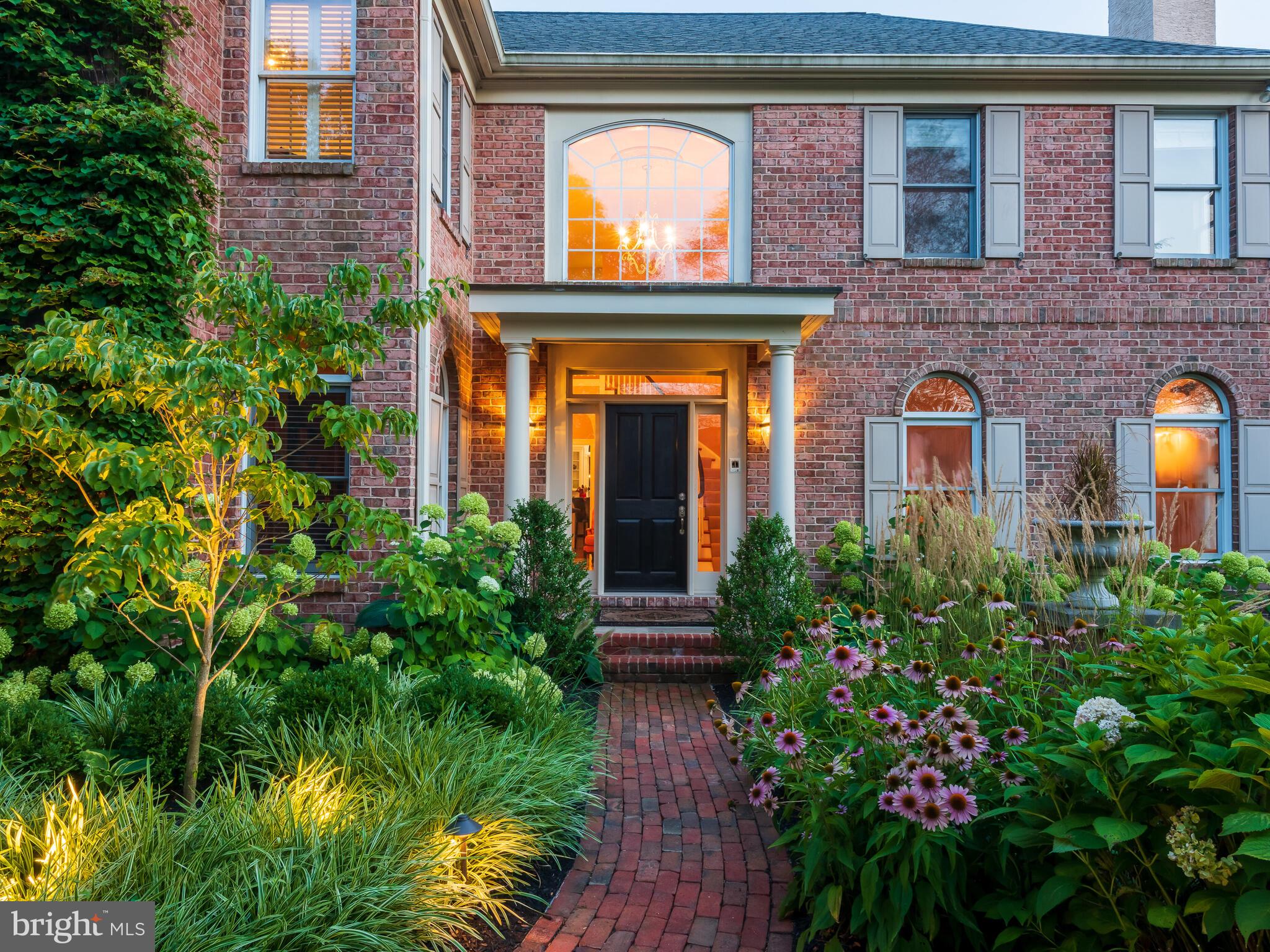 STURBRIDGE - Residential