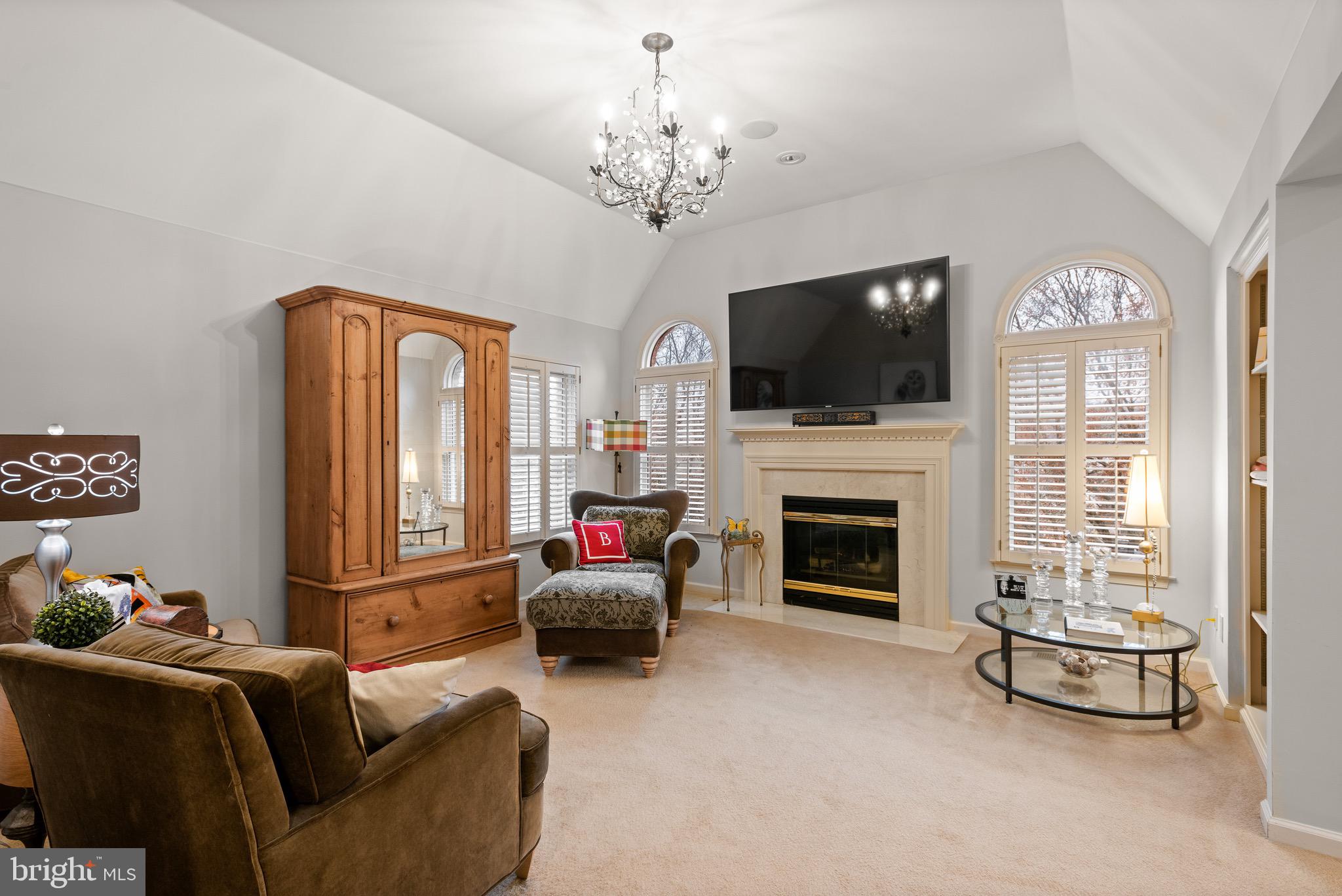 STURBRIDGE - Residential