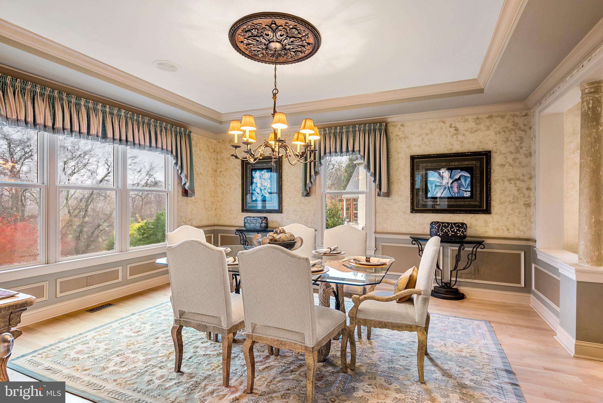 STURBRIDGE - Residential