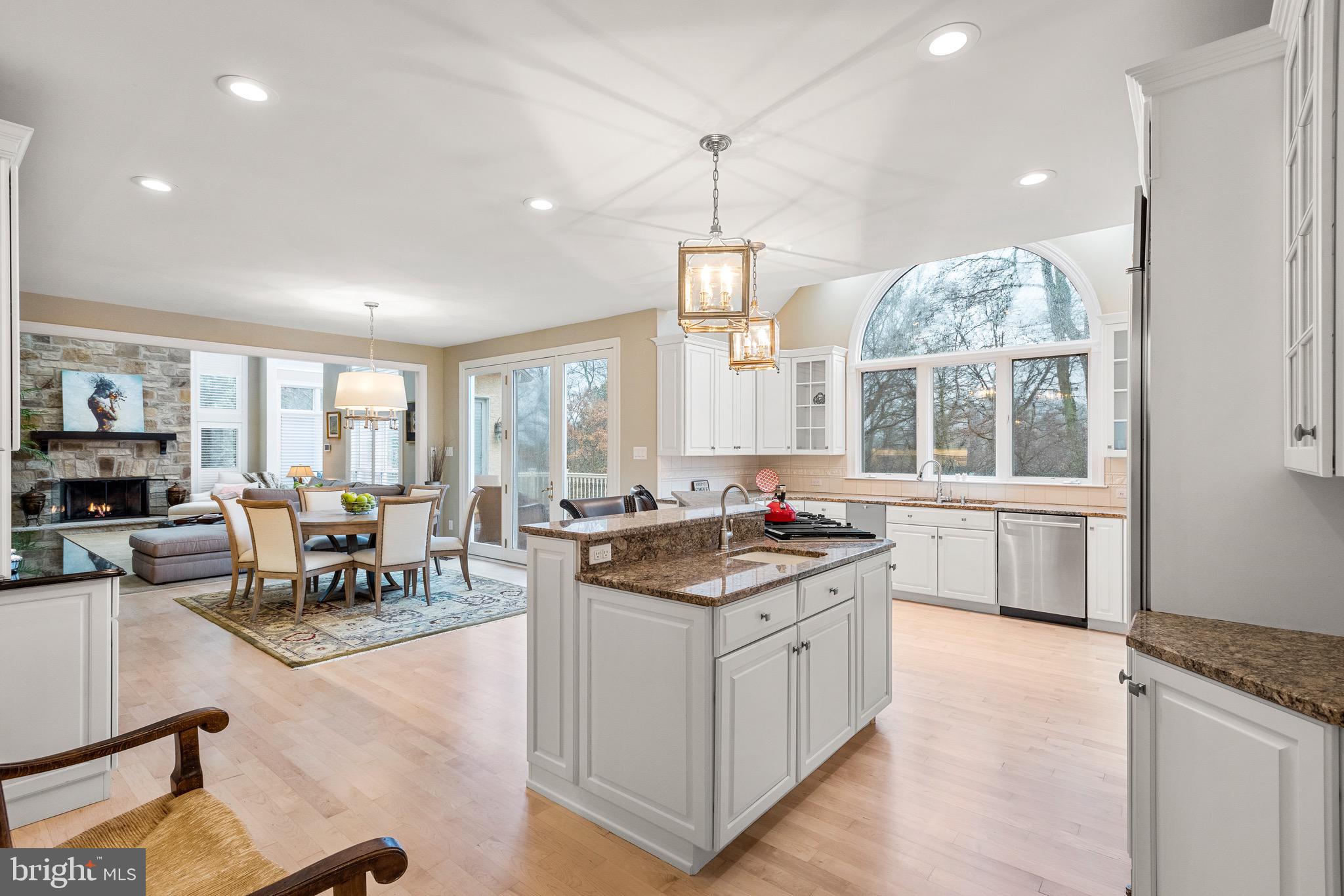 STURBRIDGE - Residential