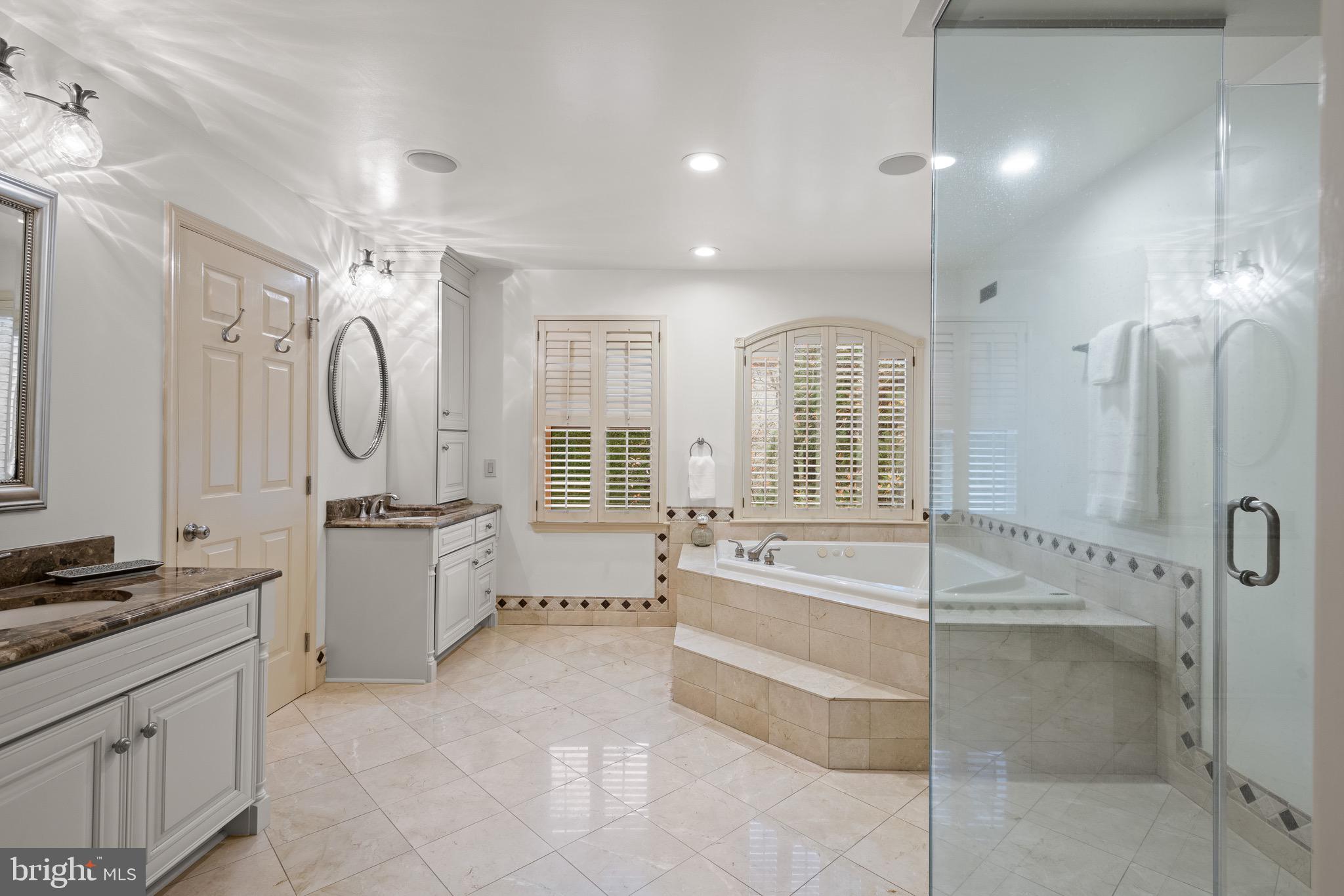 STURBRIDGE - Residential