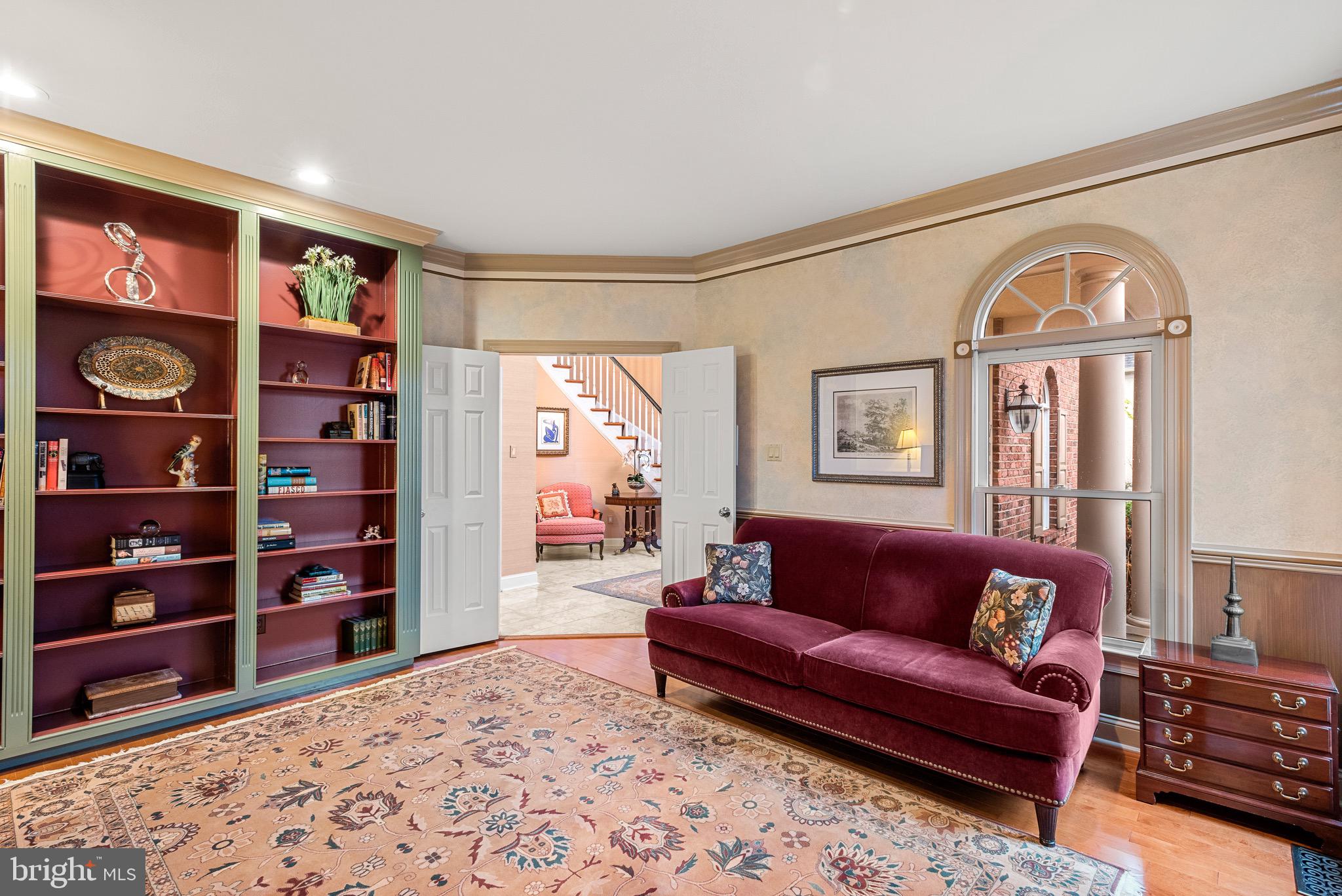 STURBRIDGE - Residential