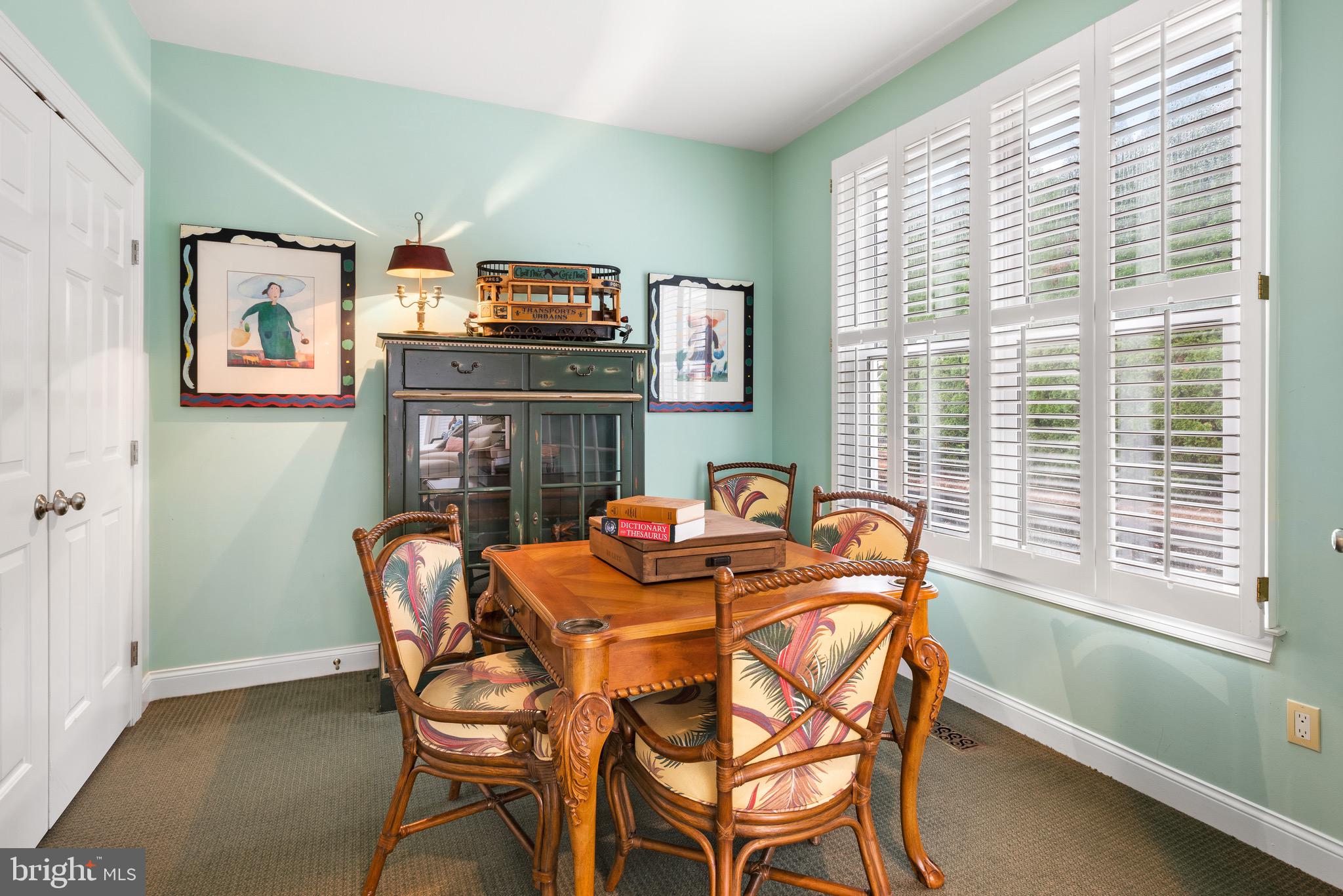 STURBRIDGE - Residential