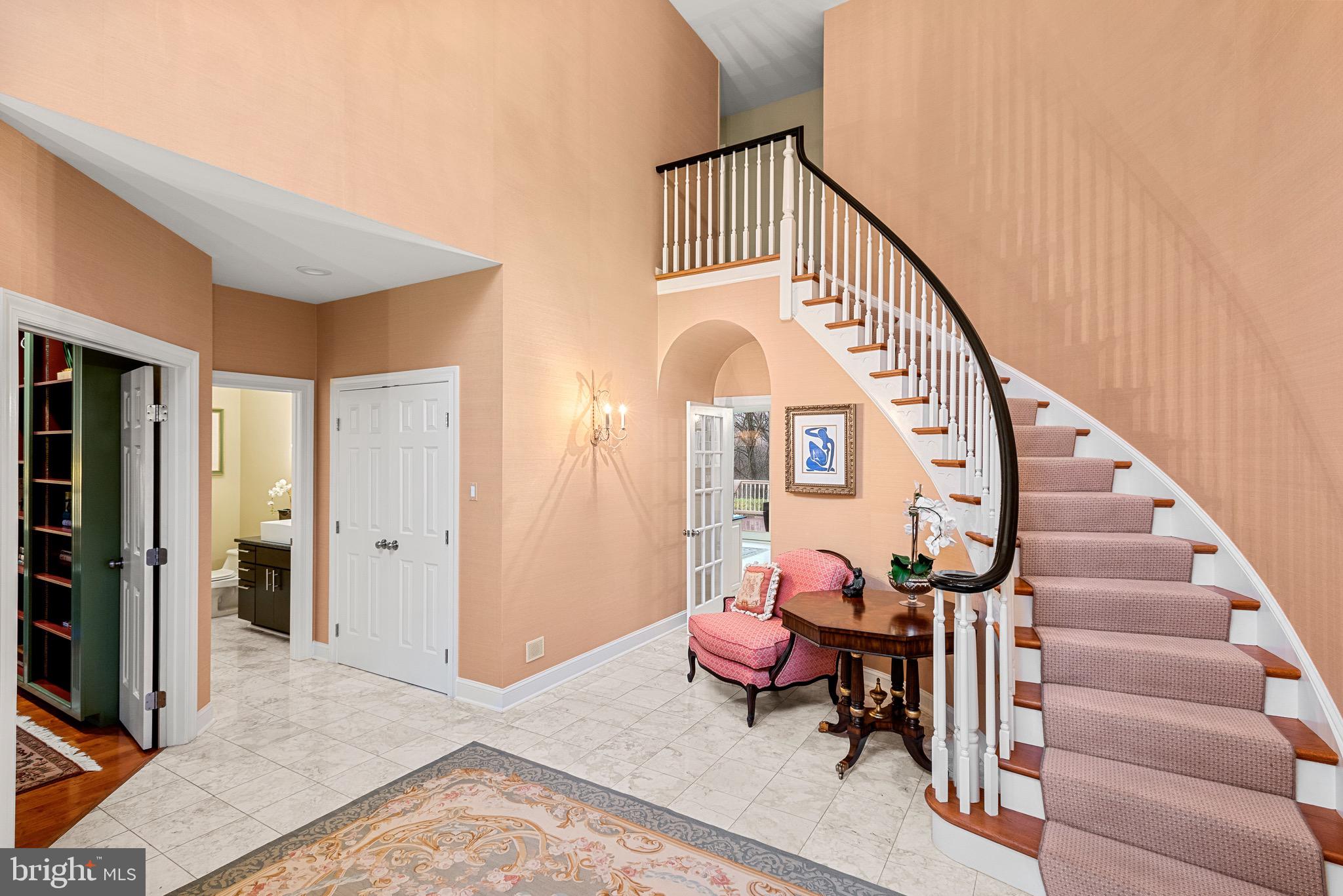 STURBRIDGE - Residential