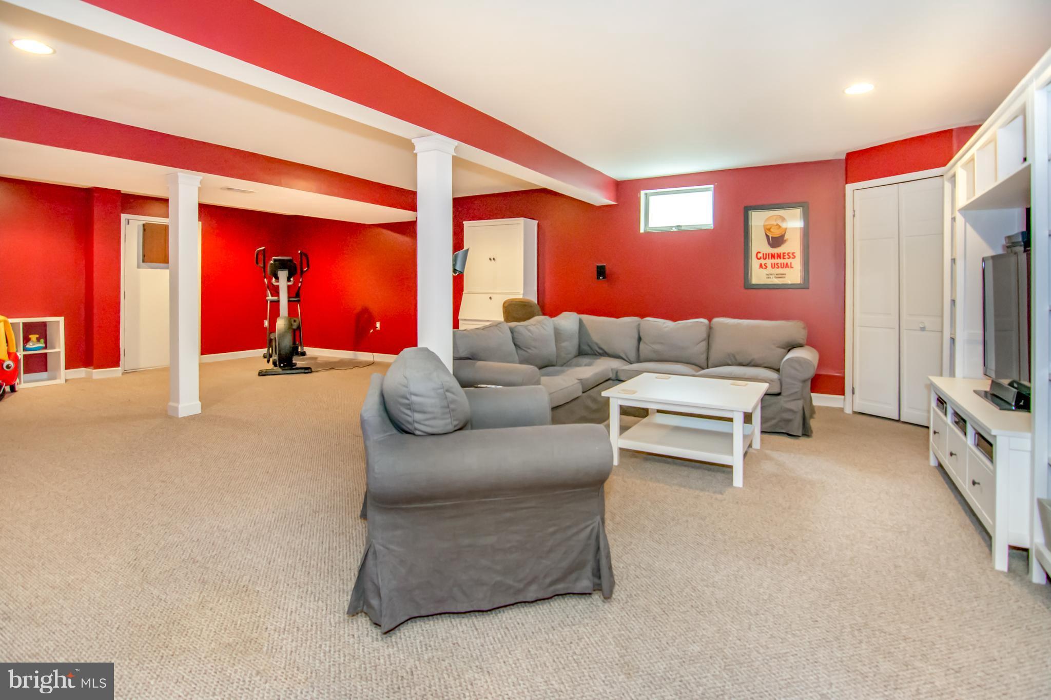 BRENTWOOD PARK - Residential