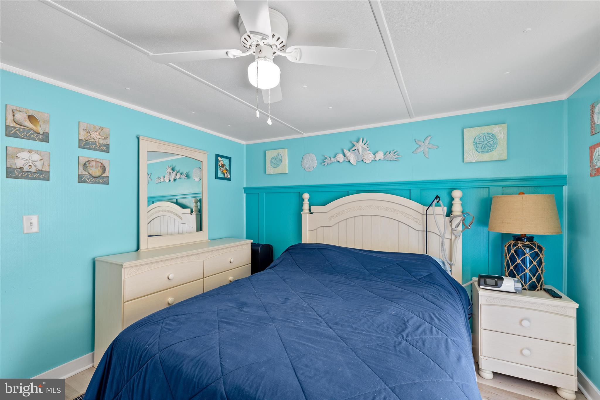 ANGOLA BEACH - Residential