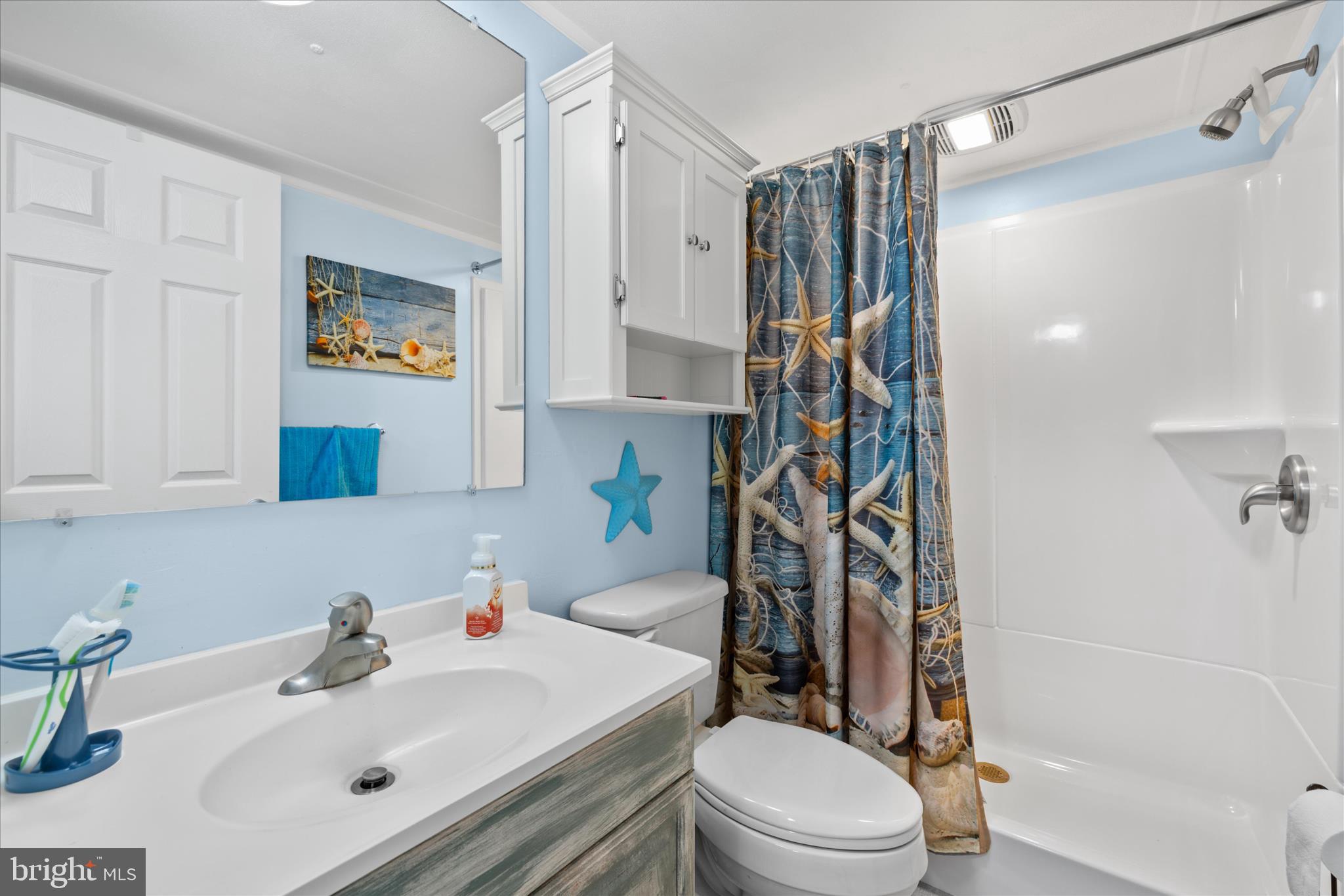 ANGOLA BEACH - Residential