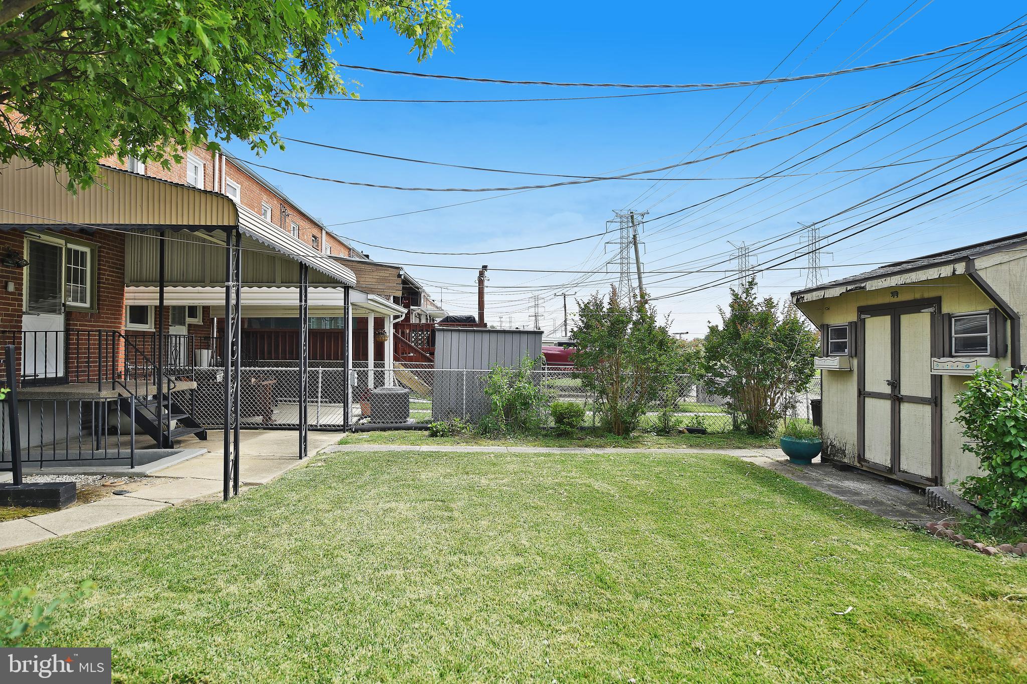 GRAY MANOR - Residential