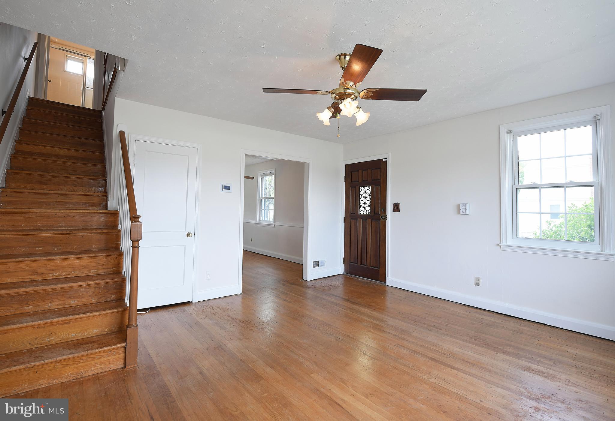 GRAY MANOR - Residential